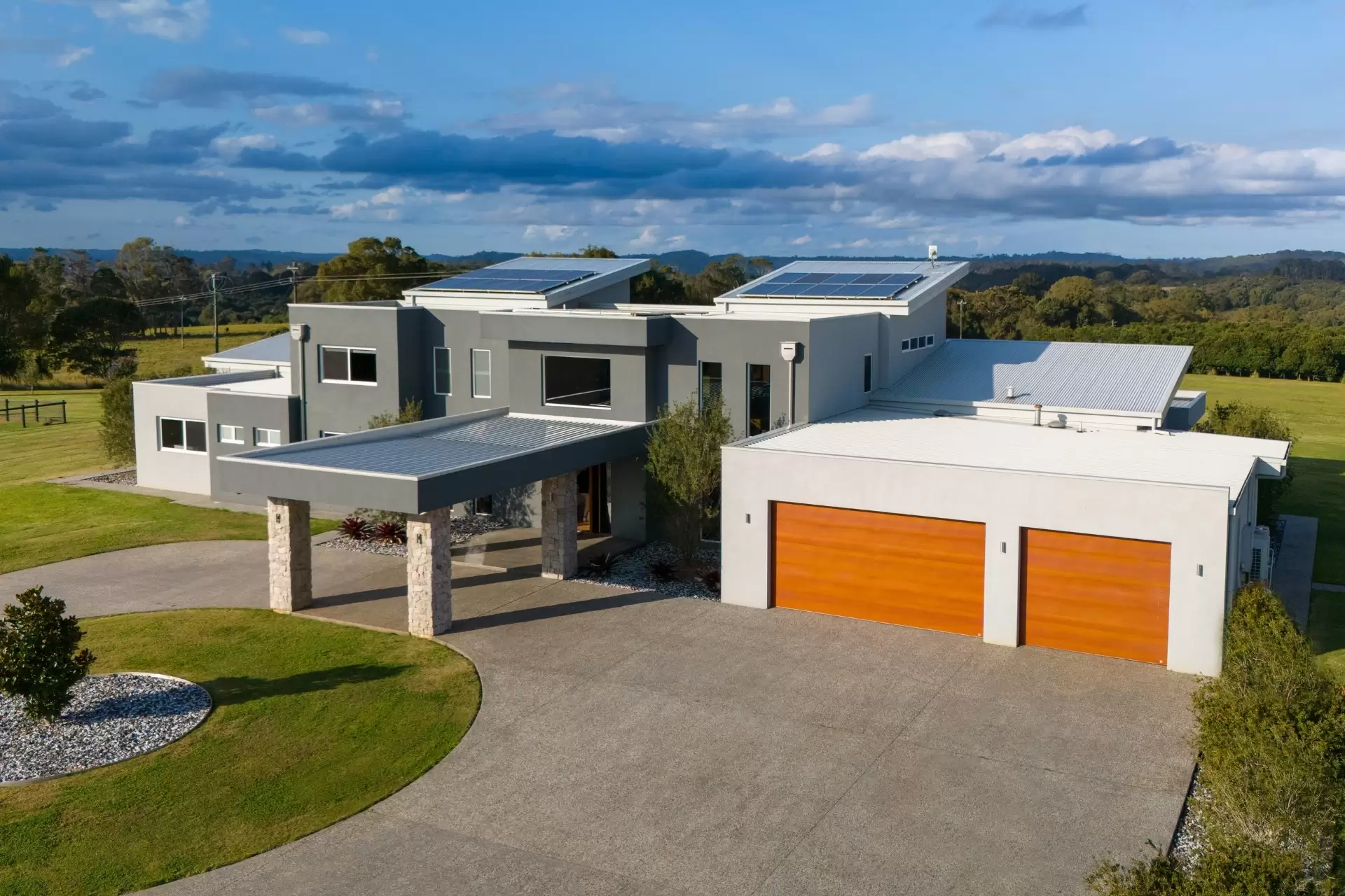 538 Cowlong Road, McLeans Ridges Sold by Byron Bay Sotheby's International Realty - image 1