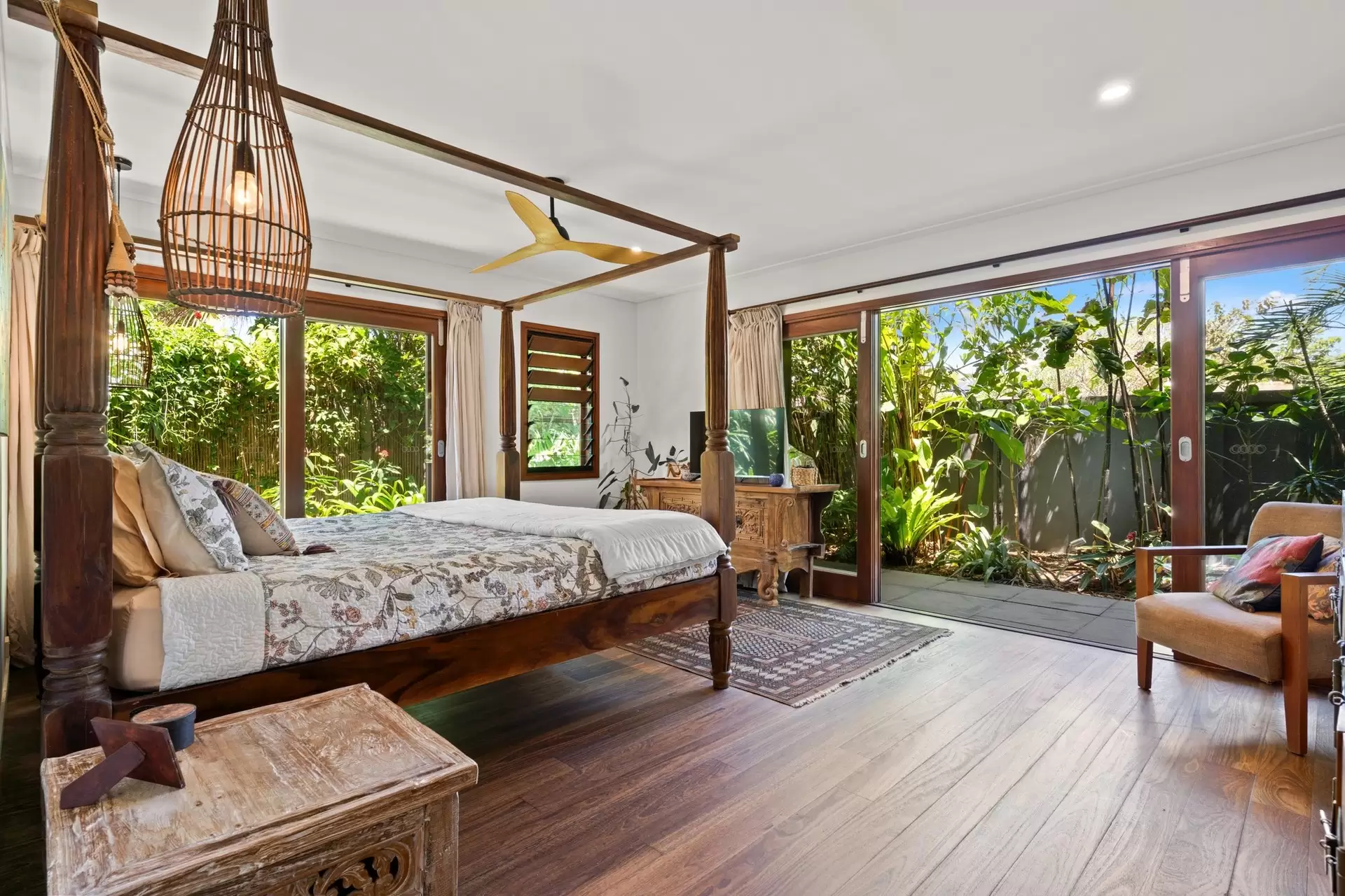 84 Alcorn Street, Suffolk Park Sold by Byron Bay Sotheby's International Realty - image 1