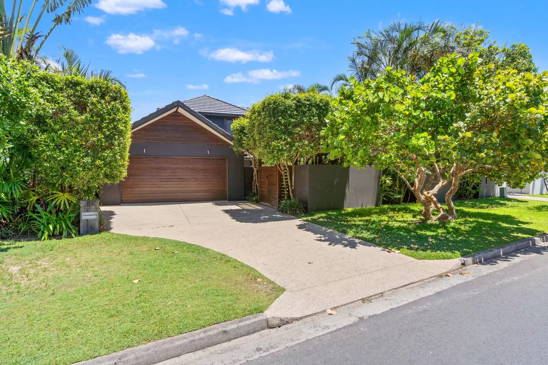 84 Alcorn Street, Suffolk Park Sold by Byron Bay Sotheby's International Realty - image 1