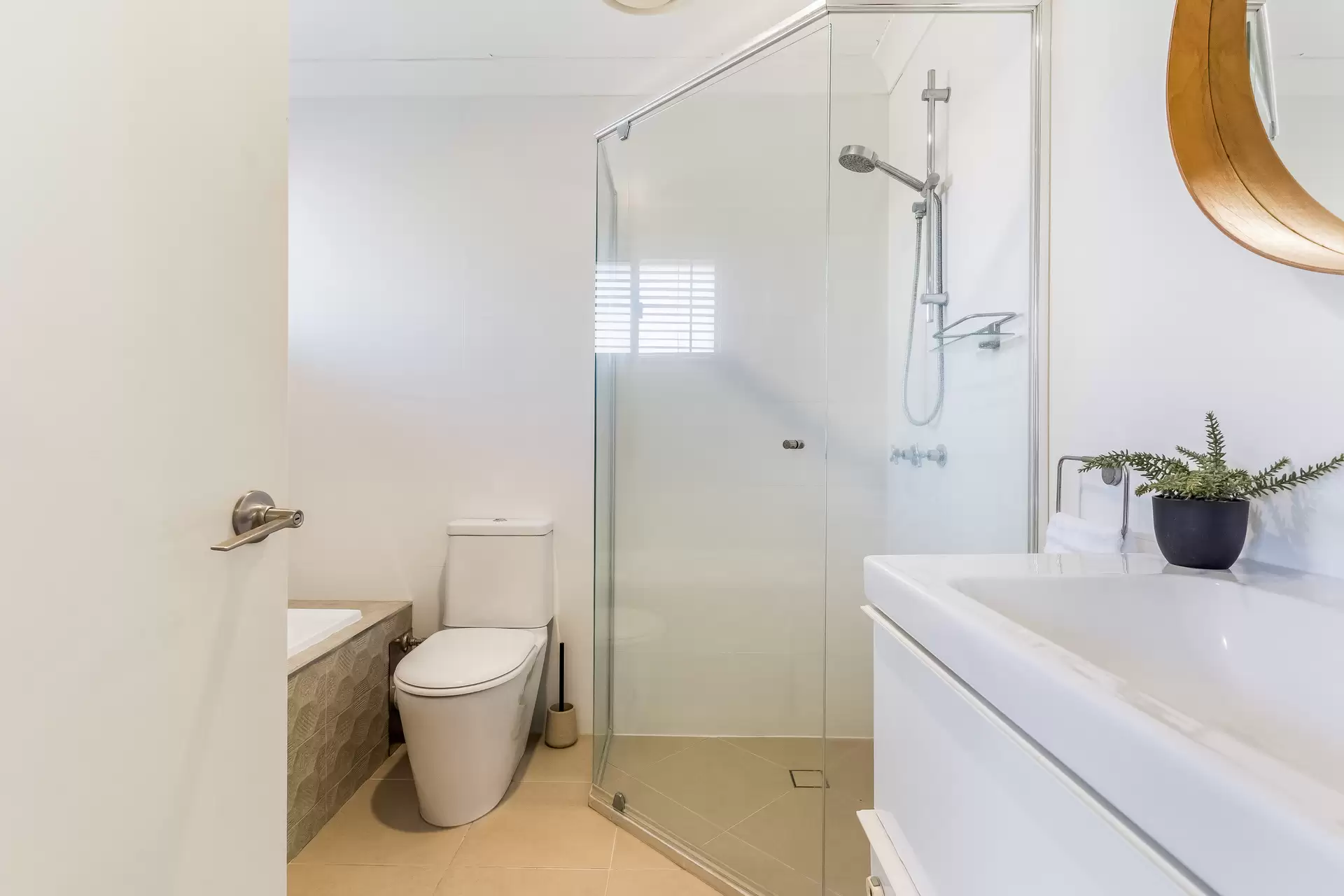 7/40 Eyles Drive, East Ballina Sold by Byron Bay Sotheby's International Realty - image 1
