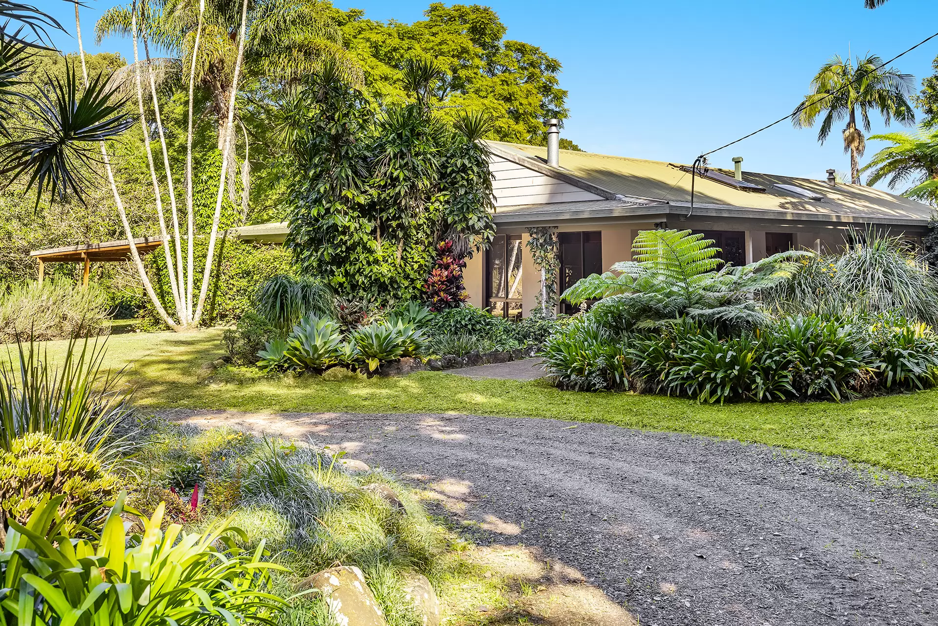 399 Fernleigh Road, Fernleigh Sold by Byron Bay Sotheby's International Realty - image 1