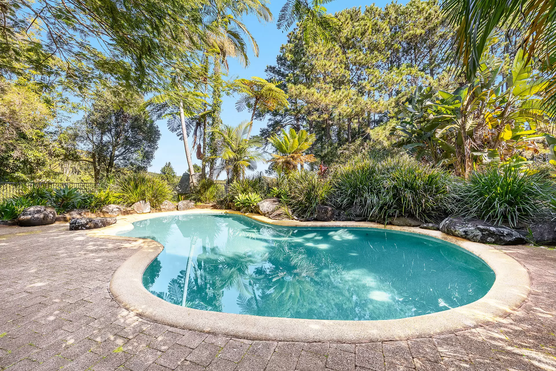 399 Fernleigh Road, Fernleigh Sold by Byron Bay Sotheby's International Realty - image 1