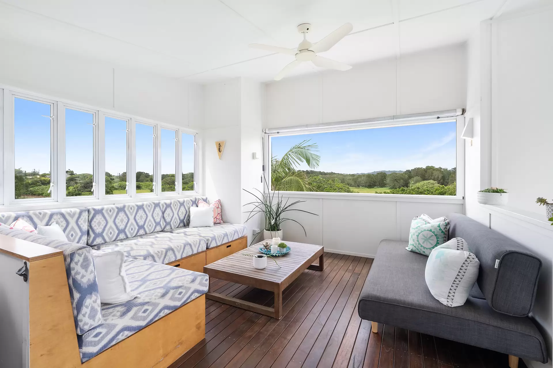 15 Kendall Street, Byron Bay Sold by Byron Bay Sotheby's International Realty - image 1