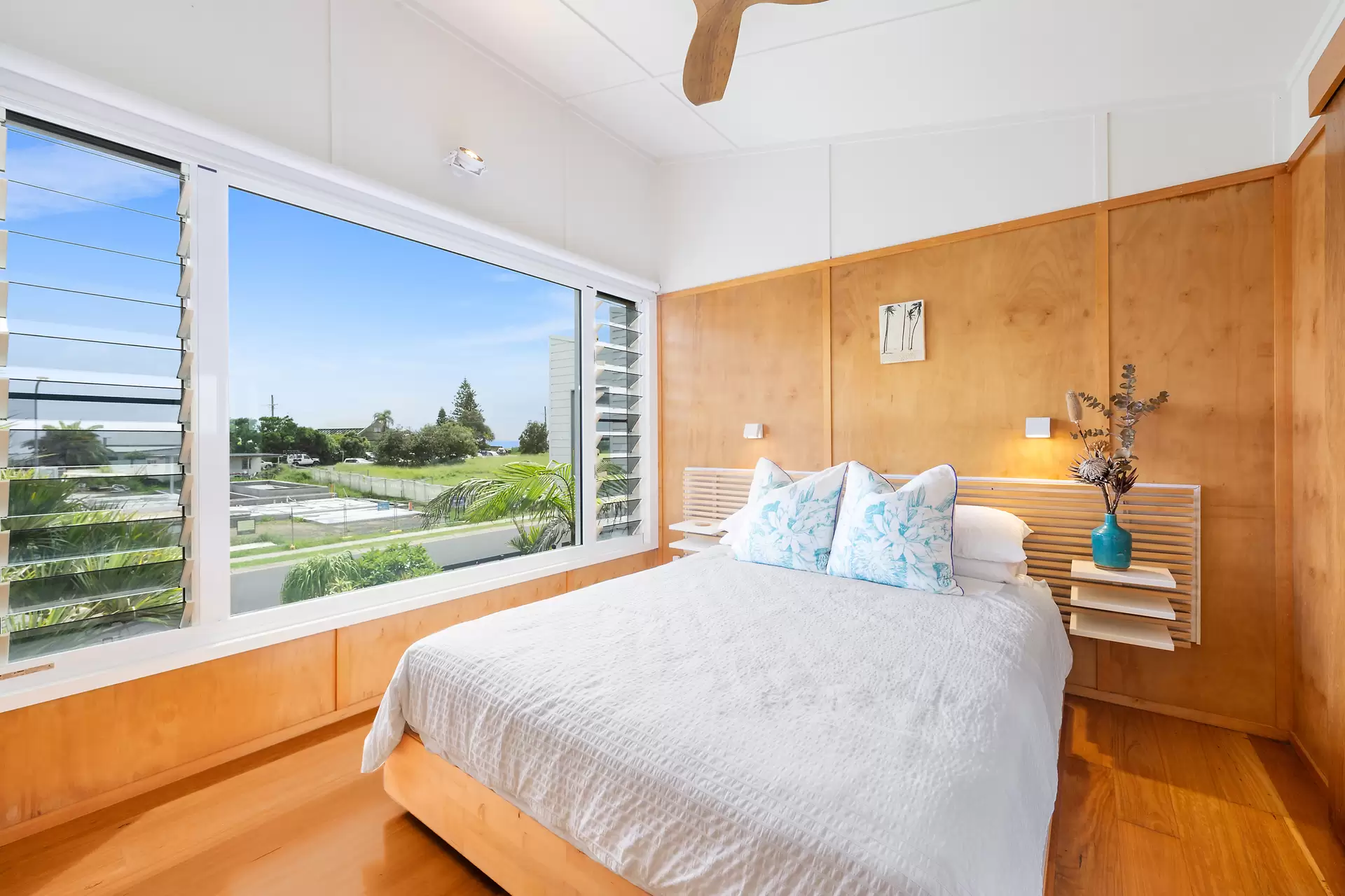15 Kendall Street, Byron Bay Sold by Byron Bay Sotheby's International Realty - image 1