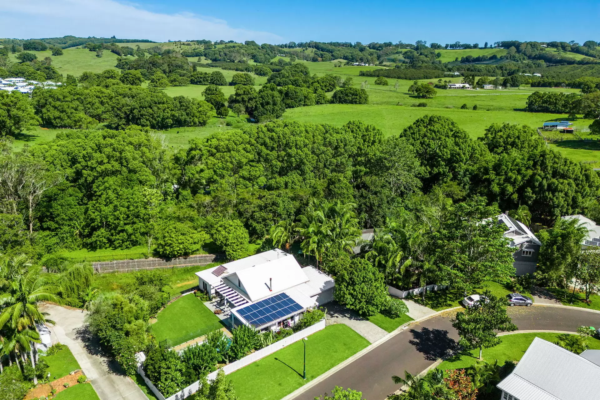 21 Green Frog Lane, Bangalow Sold by Byron Bay Sotheby's International Realty - image 1