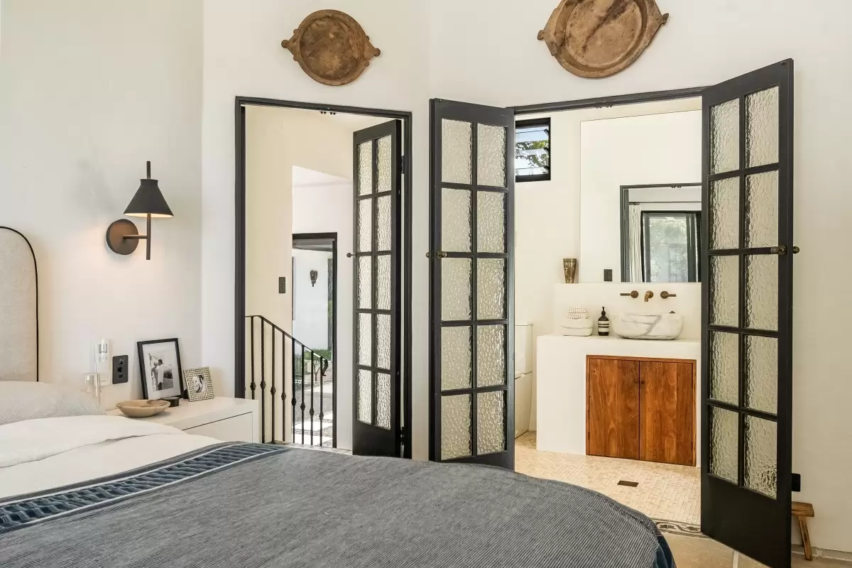 4 Old Byron Bay Road, Newrybar Sold by Byron Bay Sotheby's International Realty - image 1