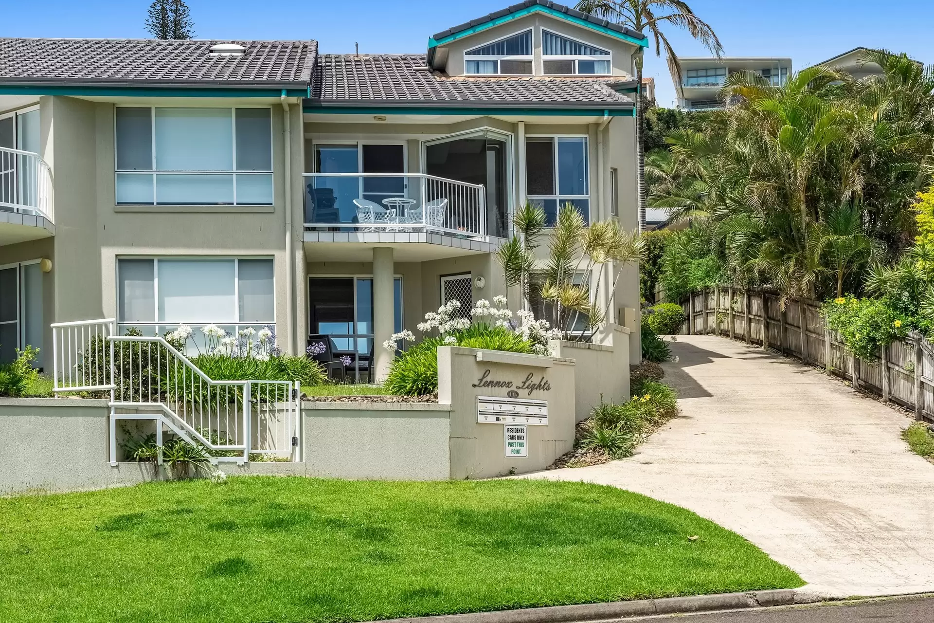 3/10 Pinnacle Row, Lennox Head For Sale by Byron Bay Sotheby's International Realty - image 1