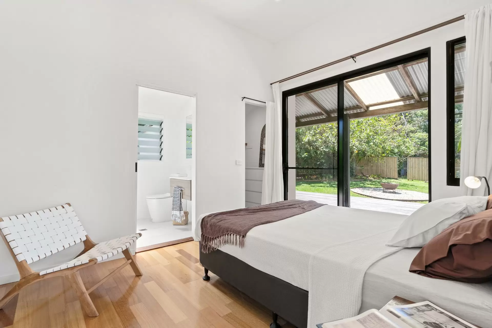159 Mcgettigans Lane, Ewingsdale Sold by Byron Bay Sotheby's International Realty - image 1