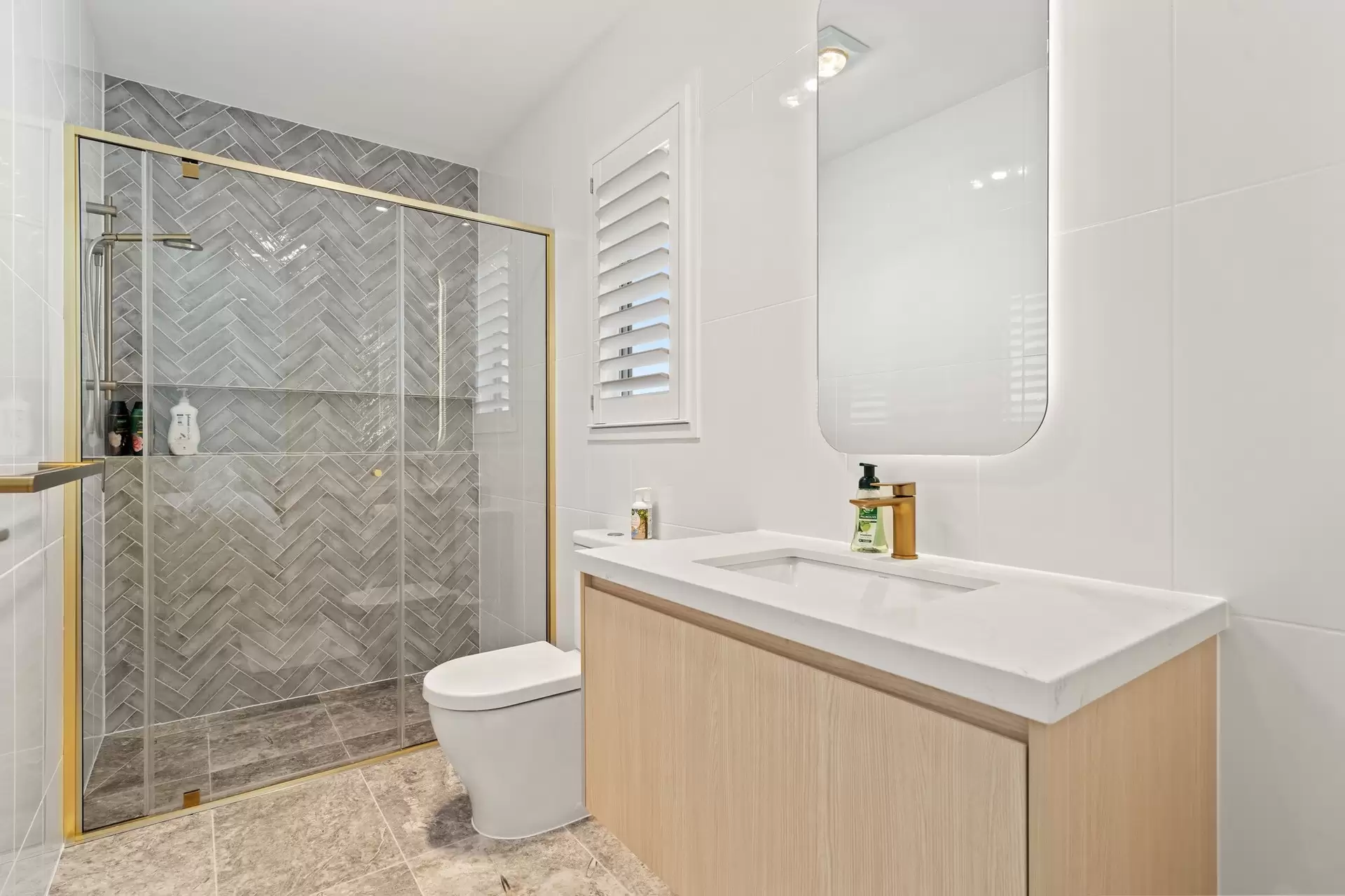 17 Sunhaven Avenue, Skennars Head For Sale by Byron Bay Sotheby's International Realty - image 1