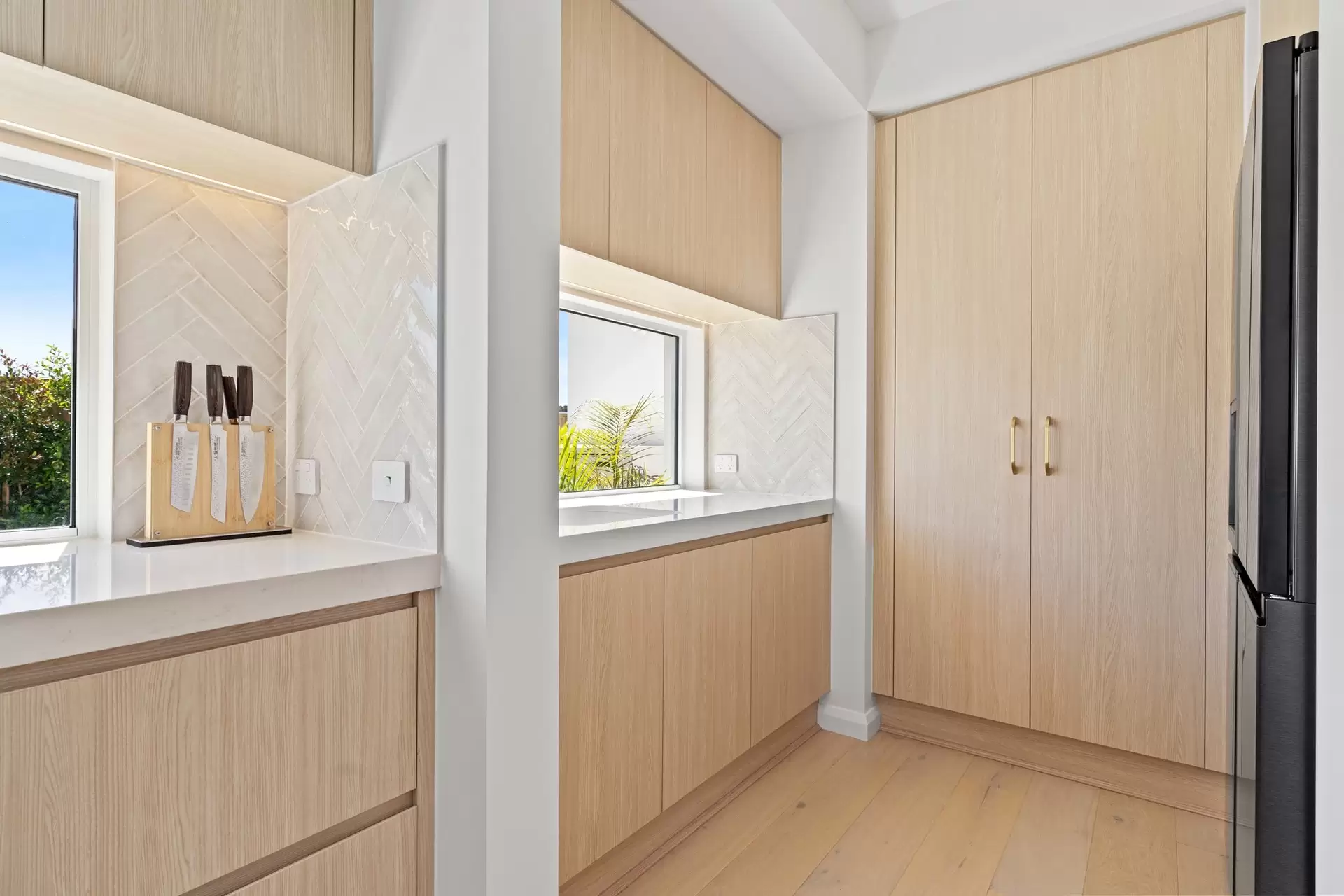 17 Sunhaven Avenue, Skennars Head For Sale by Byron Bay Sotheby's International Realty - image 1