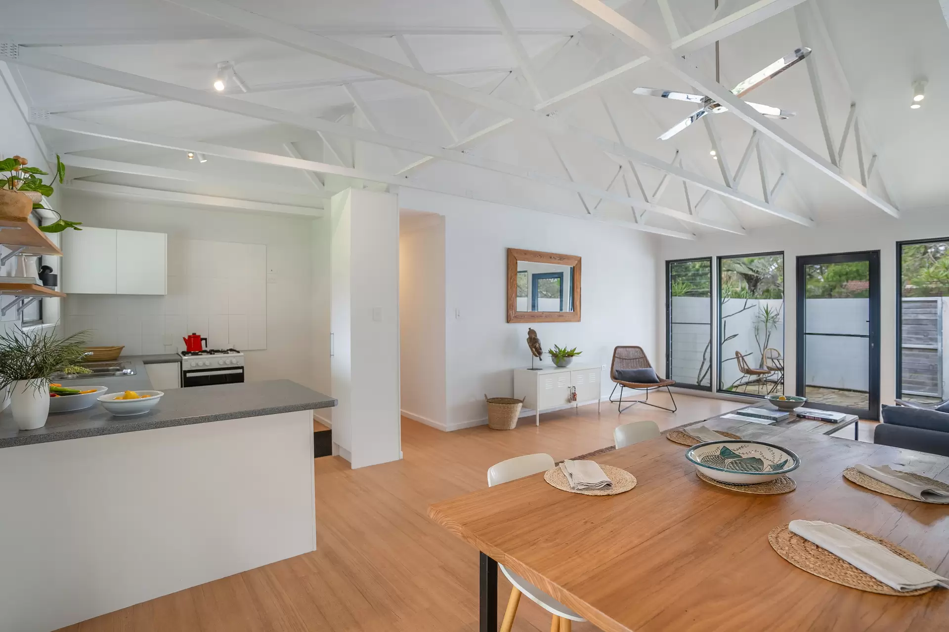 6 Cain Court, Byron Bay Sold by Byron Bay Sotheby's International Realty - image 1