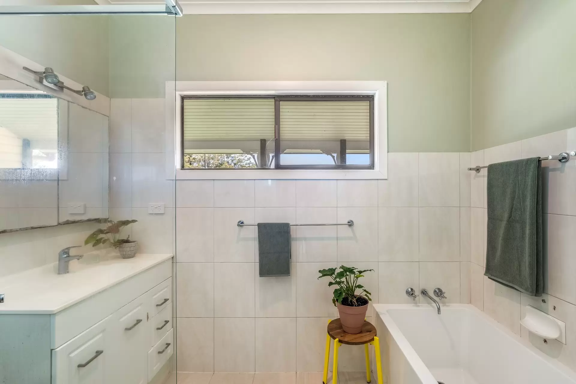 836 Fernleigh Road, Brooklet Sold by Byron Bay Sotheby's International Realty - image 1