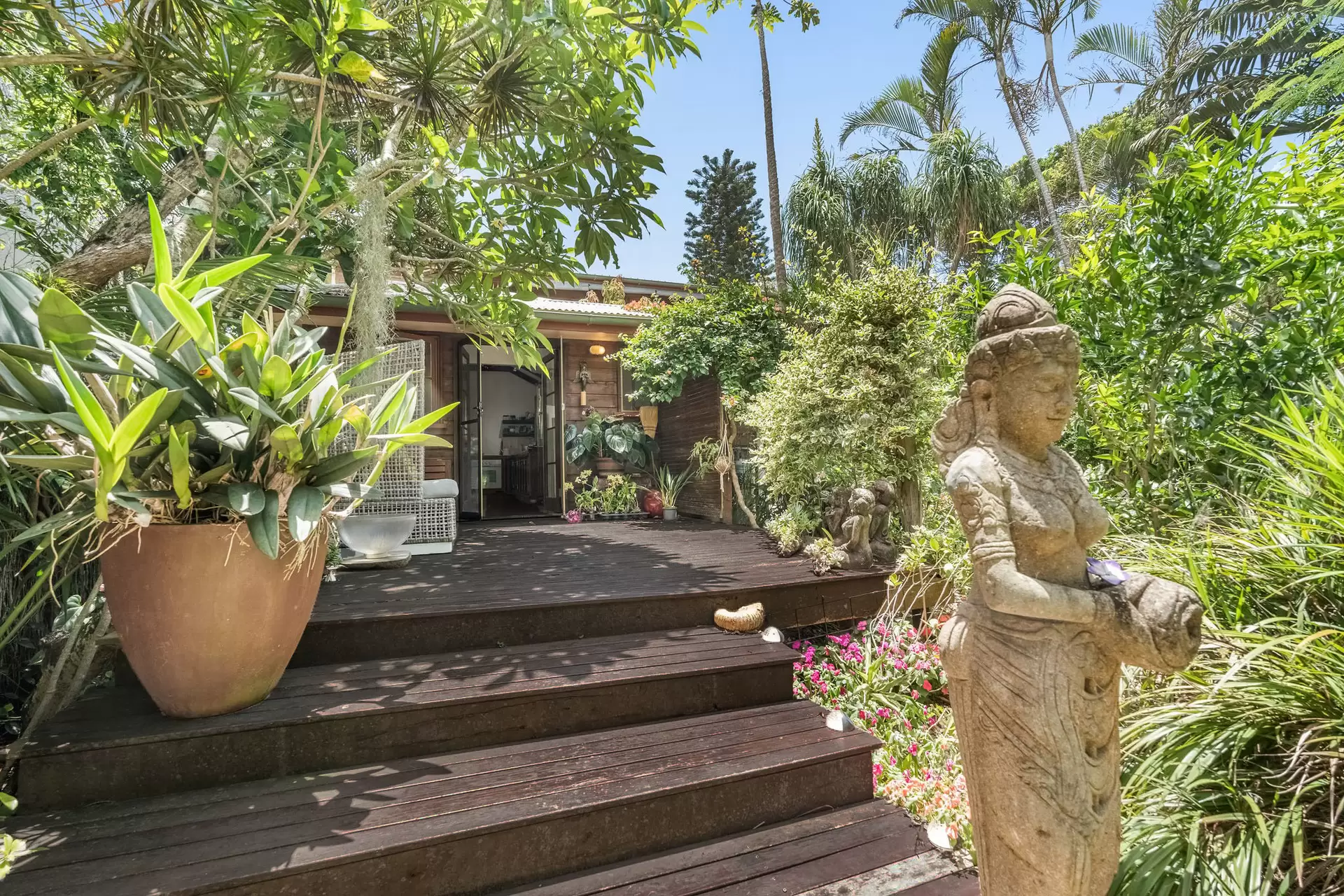 6B Childe Street, Byron Bay Sold by Byron Bay Sotheby's International Realty - image 1