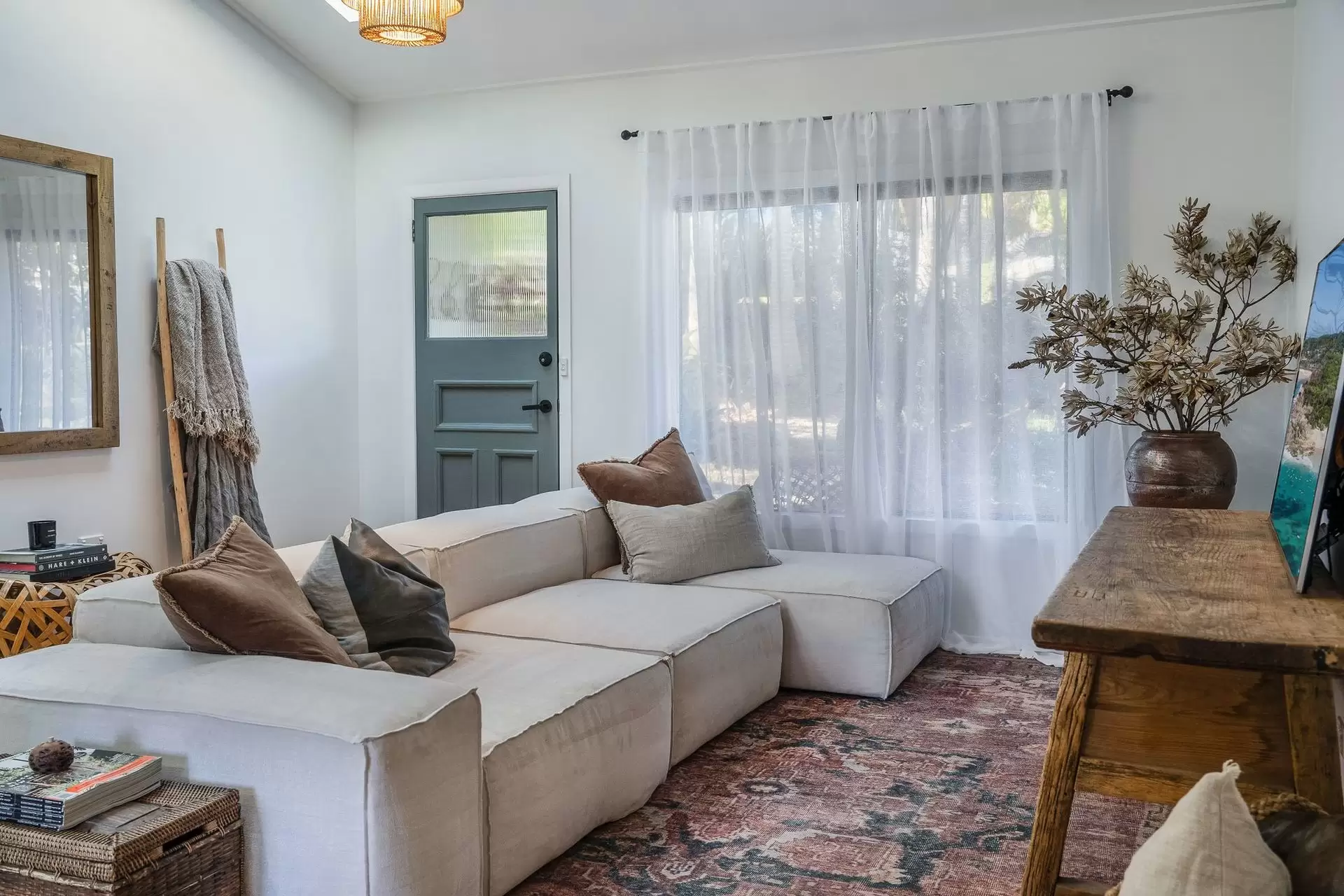 7 Scott Street, Byron Bay Sold by Byron Bay Sotheby's International Realty - image 1