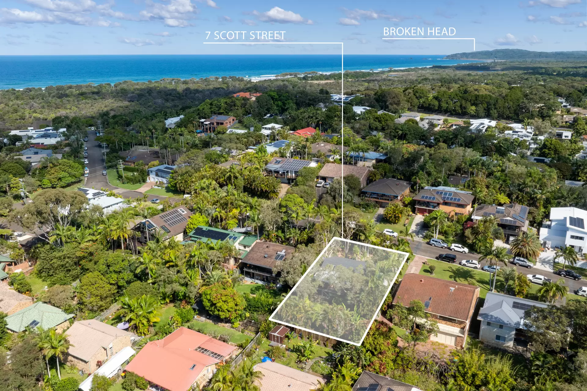 7 Scott Street, Byron Bay Sold by Byron Bay Sotheby's International Realty - image 1