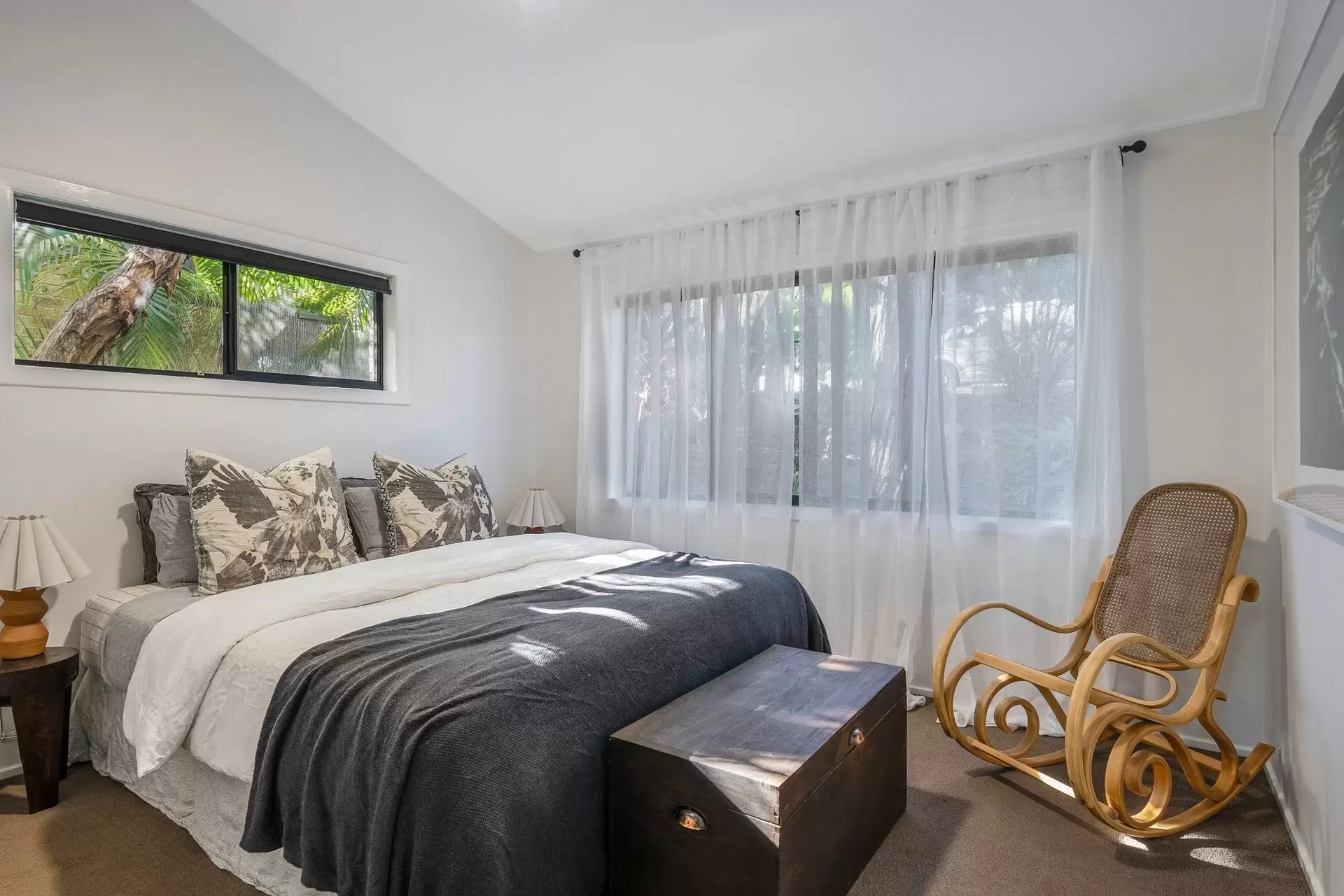 7 Scott Street, Byron Bay Sold by Byron Bay Sotheby's International Realty - image 1