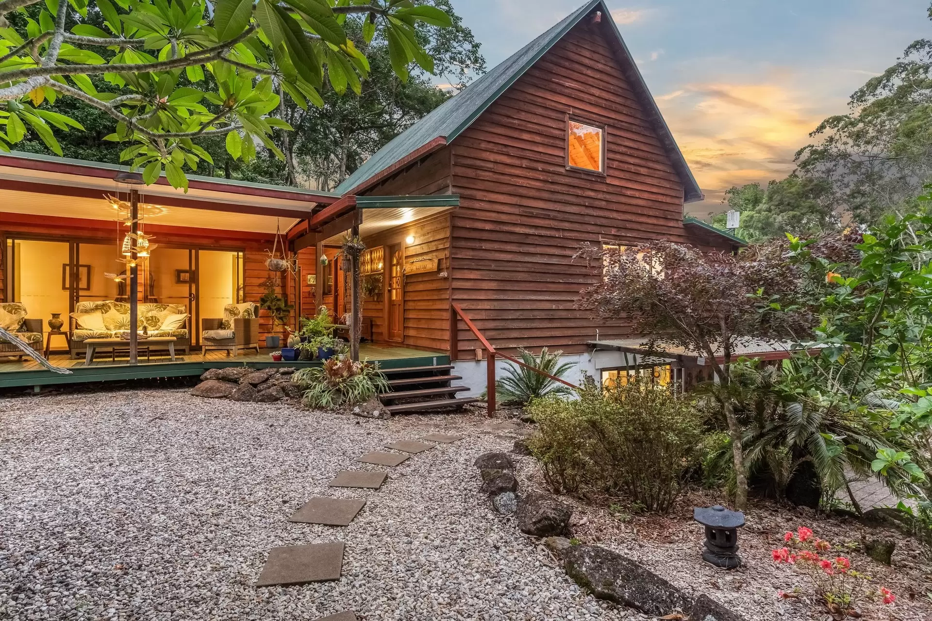 9 Brookview Court, Ewingsdale Sold by Byron Bay Sotheby's International Realty - image 1