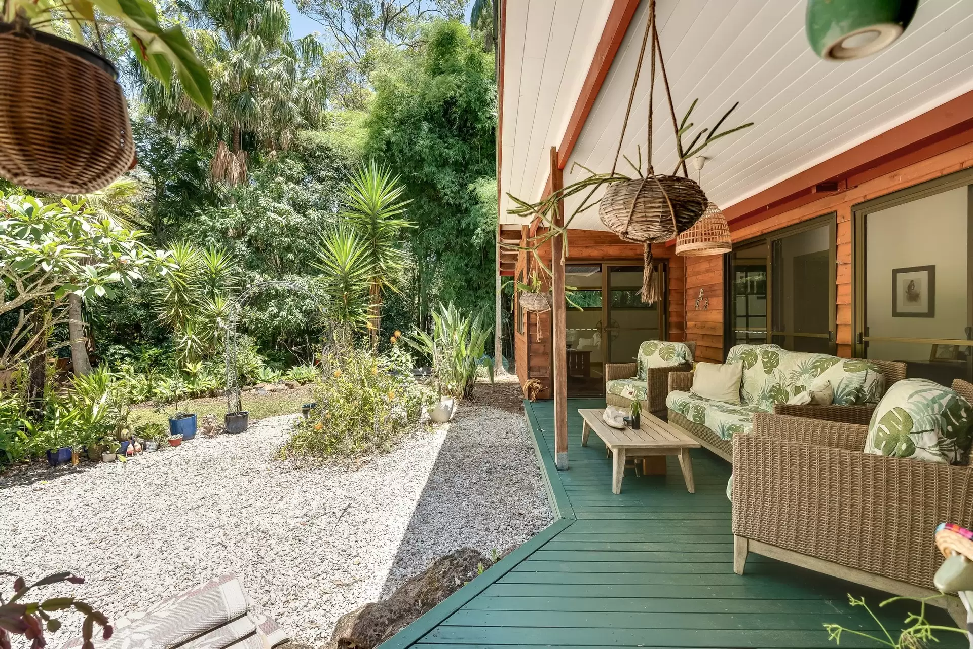 9 Brookview Court, Ewingsdale Sold by Byron Bay Sotheby's International Realty - image 1