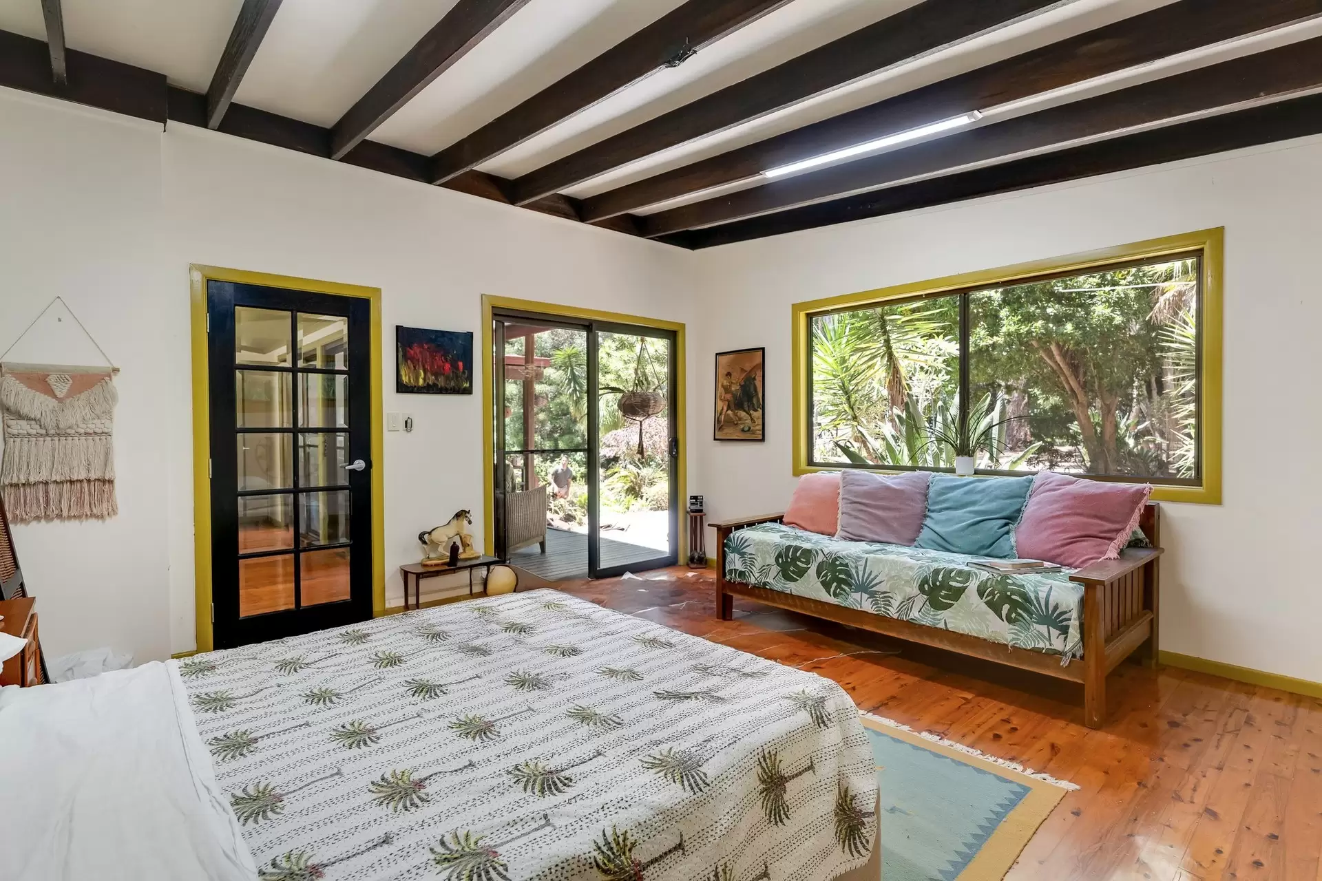 9 Brookview Court, Ewingsdale Sold by Byron Bay Sotheby's International Realty - image 1