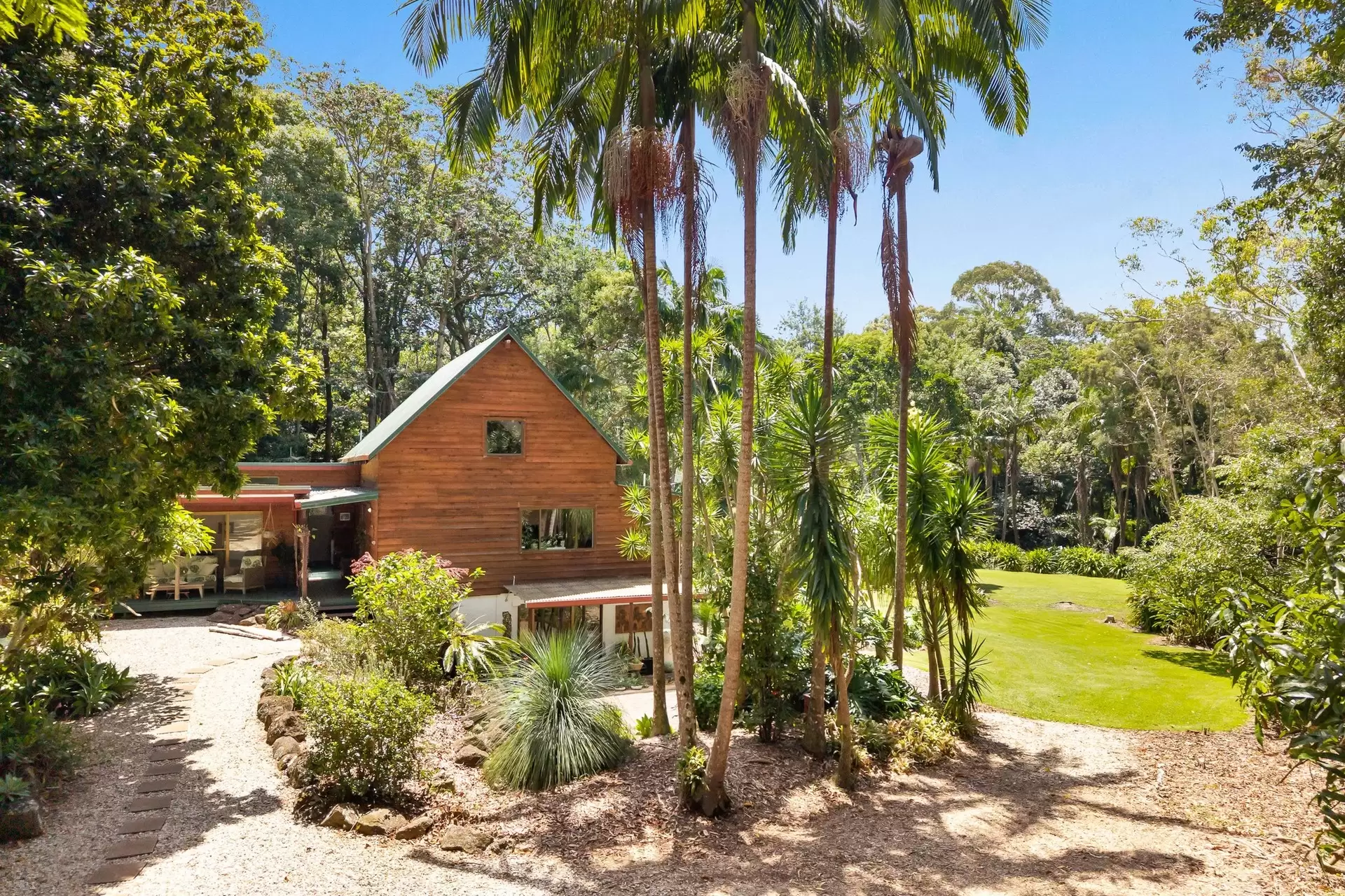 9 Brookview Court, Ewingsdale Sold by Byron Bay Sotheby's International Realty - image 1