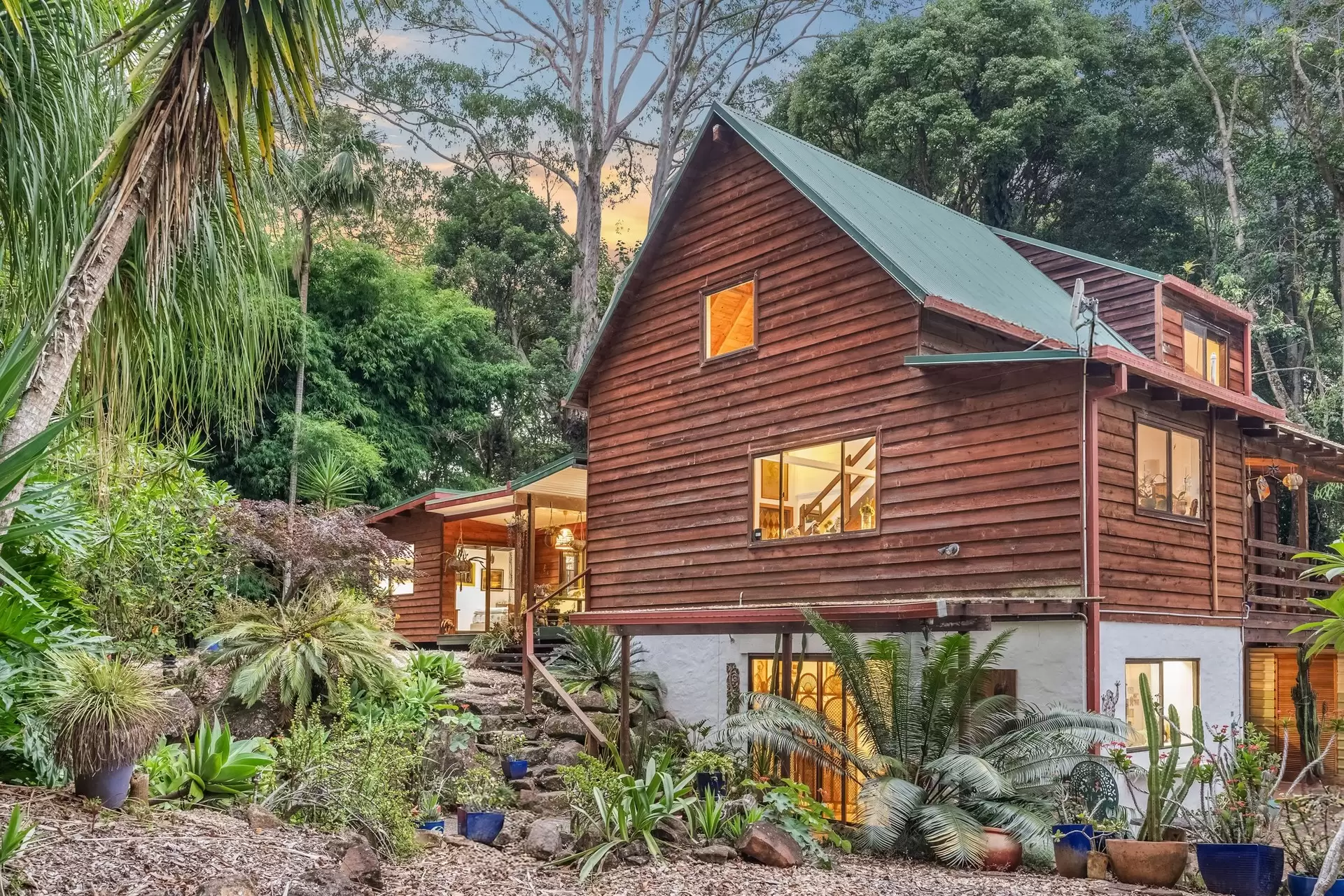 9 Brookview Court, Ewingsdale Sold by Byron Bay Sotheby's International Realty - image 1