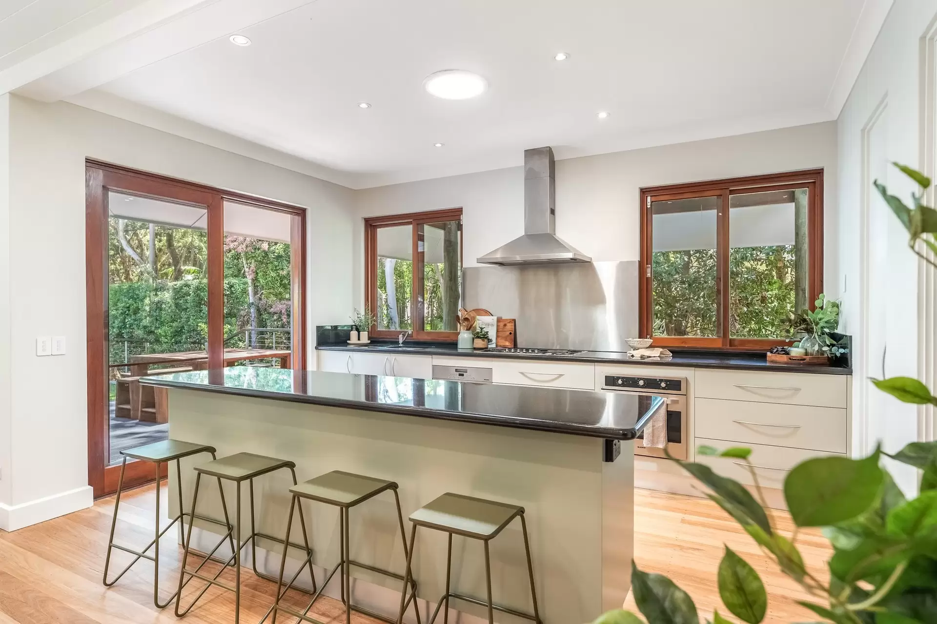 32 MacGregor Street, Suffolk Park Sold by Byron Bay Sotheby's International Realty - image 1