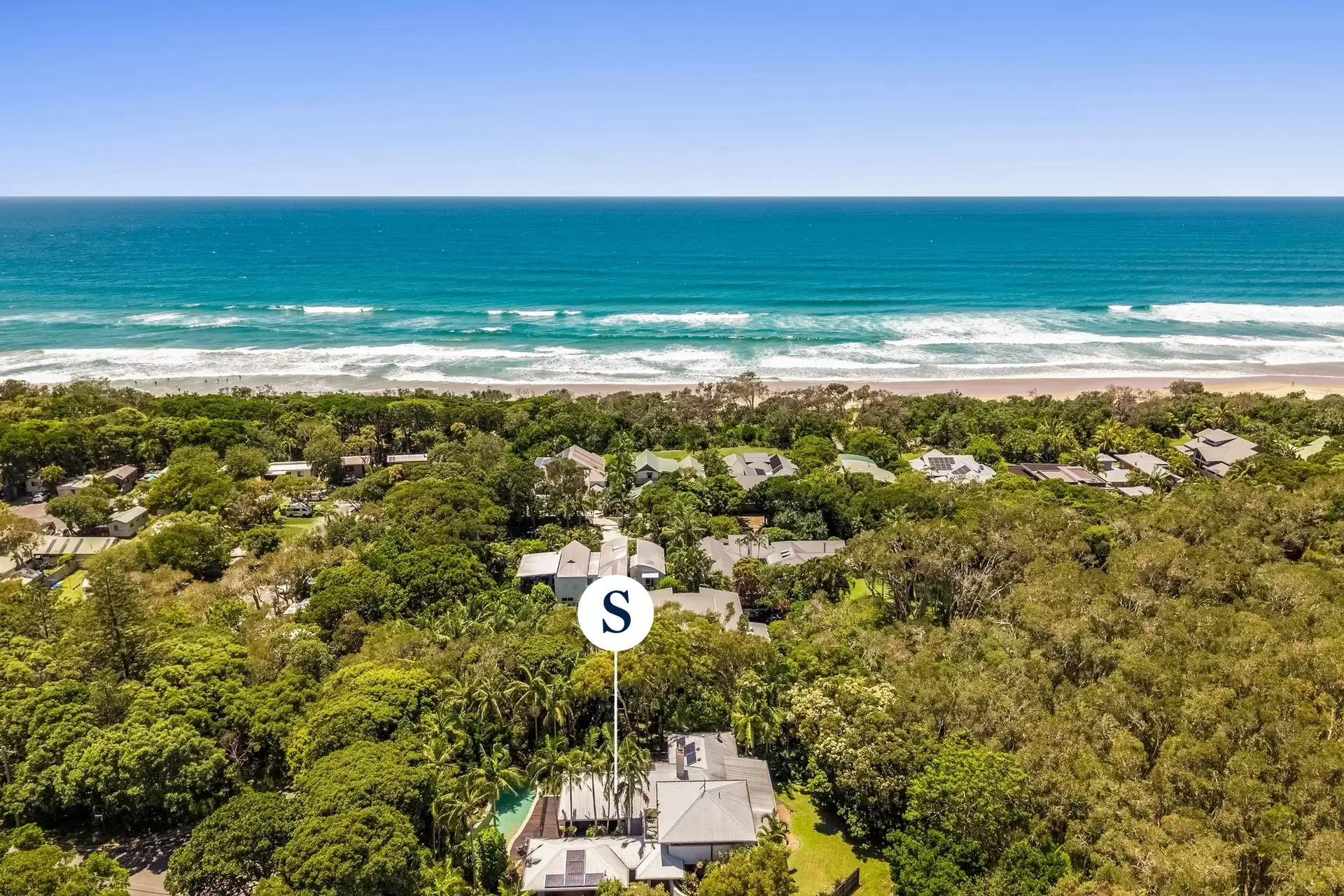 32 MacGregor Street, Suffolk Park Sold by Byron Bay Sotheby's International Realty - image 1