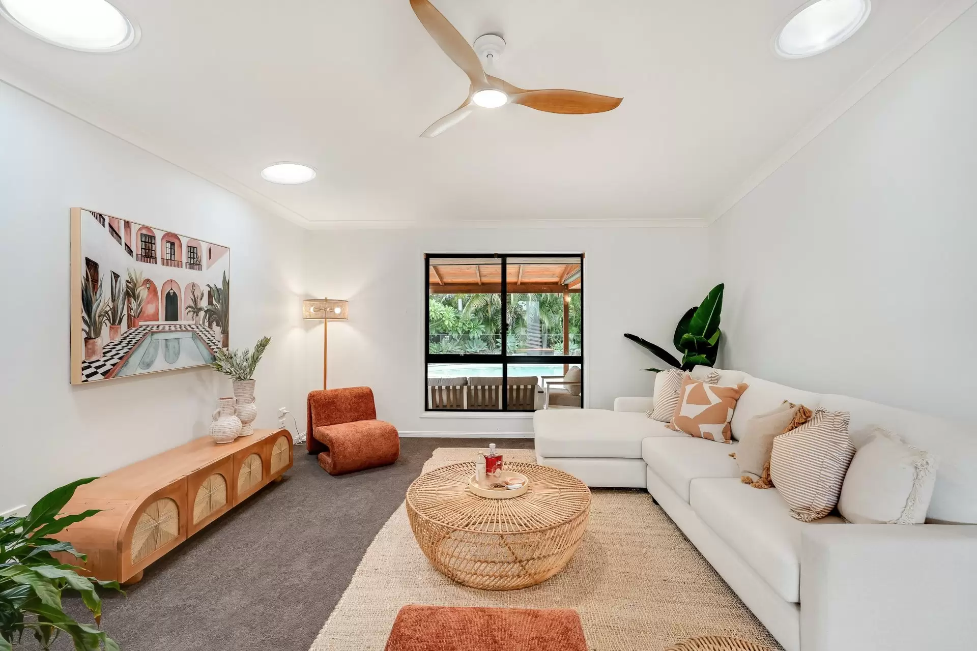 4 Dugun Court, Ocean Shores Sold by Byron Bay Sotheby's International Realty - image 1