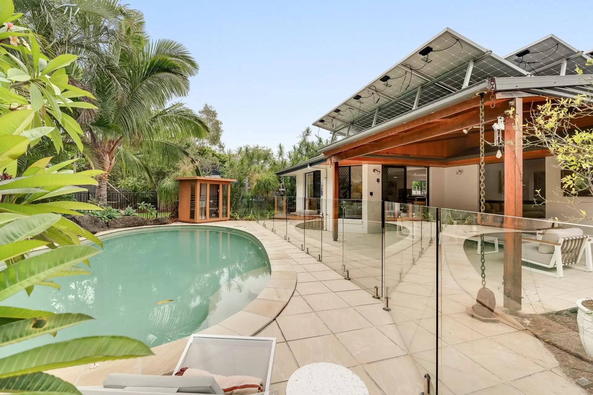 4 Dugun Court, Ocean Shores Sold by Byron Bay Sotheby's International Realty - image 1