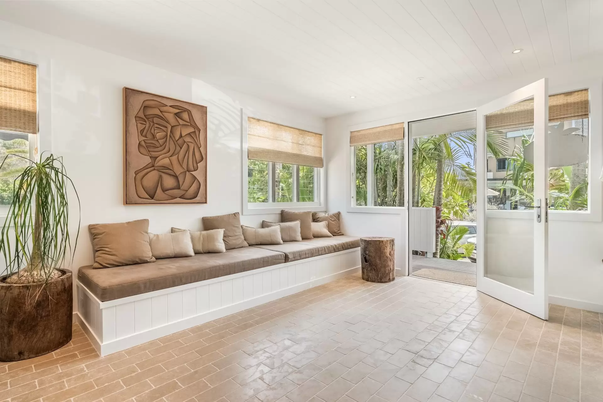 13 Marvell Street, Byron Bay Sold by Byron Bay Sotheby's International Realty - image 1