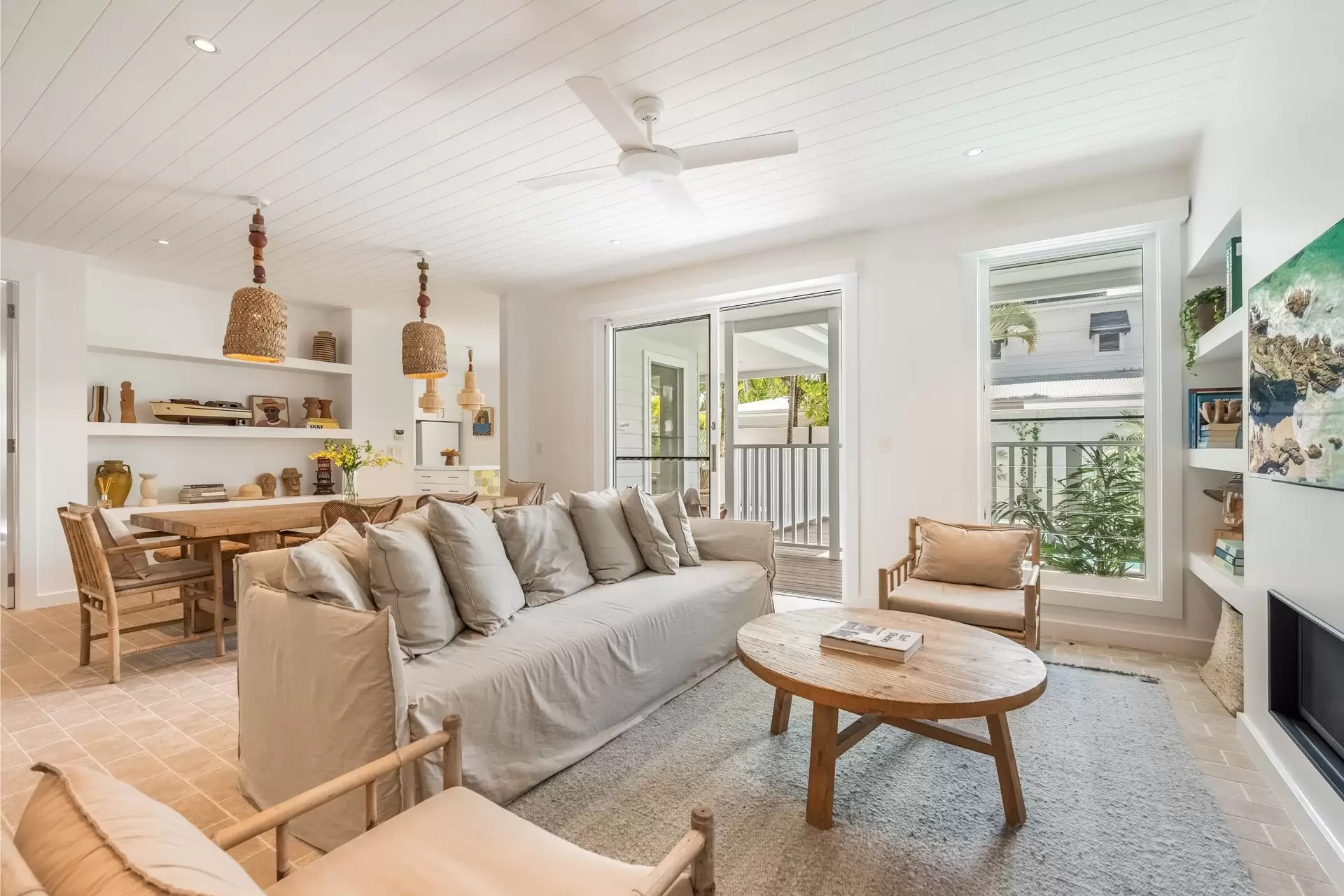 13 Marvell Street, Byron Bay Sold by Byron Bay Sotheby's International Realty - image 1