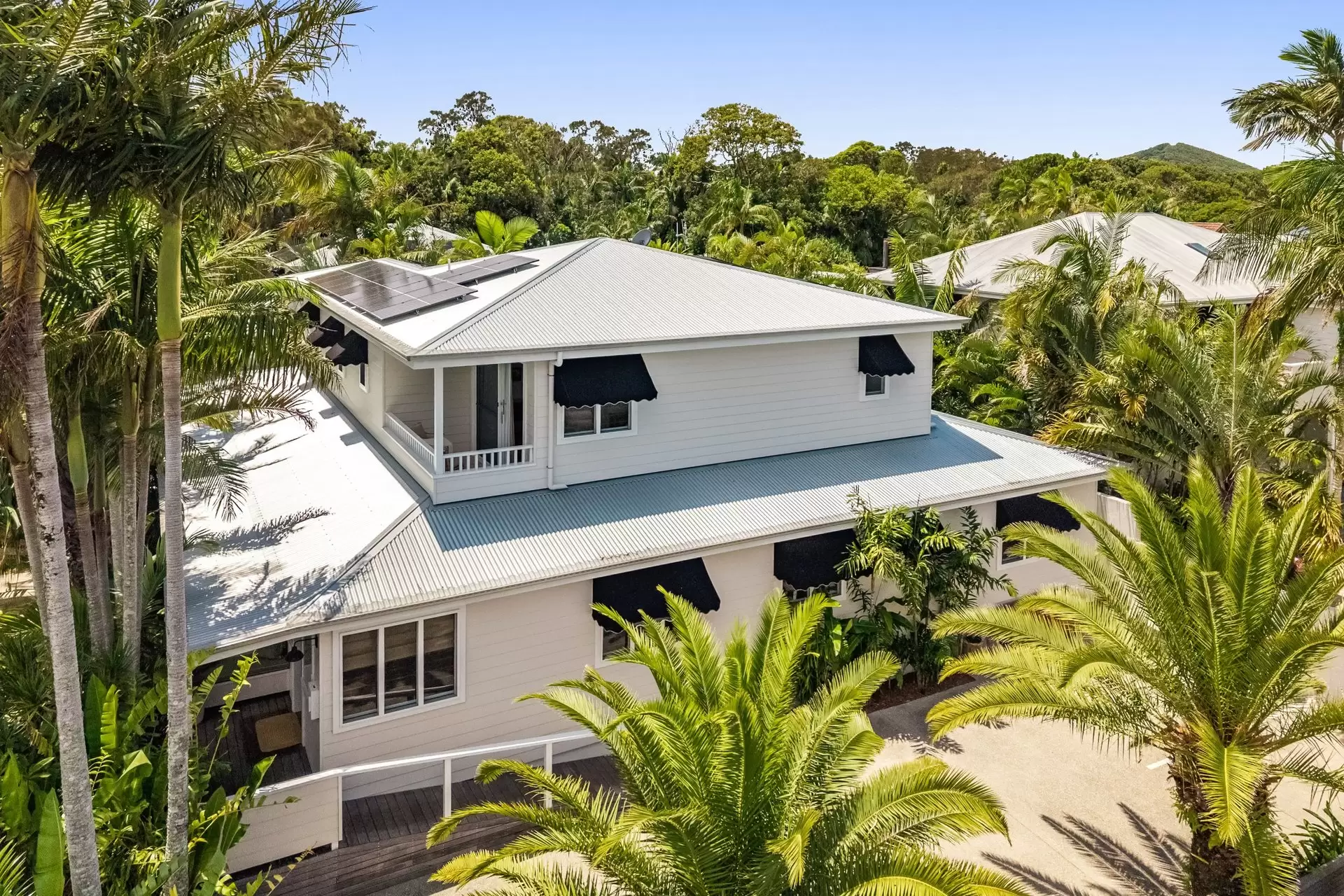 13 Marvell Street, Byron Bay Sold by Byron Bay Sotheby's International Realty - image 1