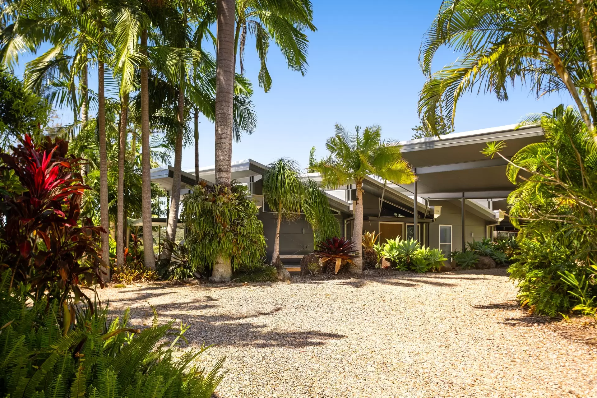 65 Armstrong Lane, Broken Head For Sale by Byron Bay Sotheby's International Realty - image 1