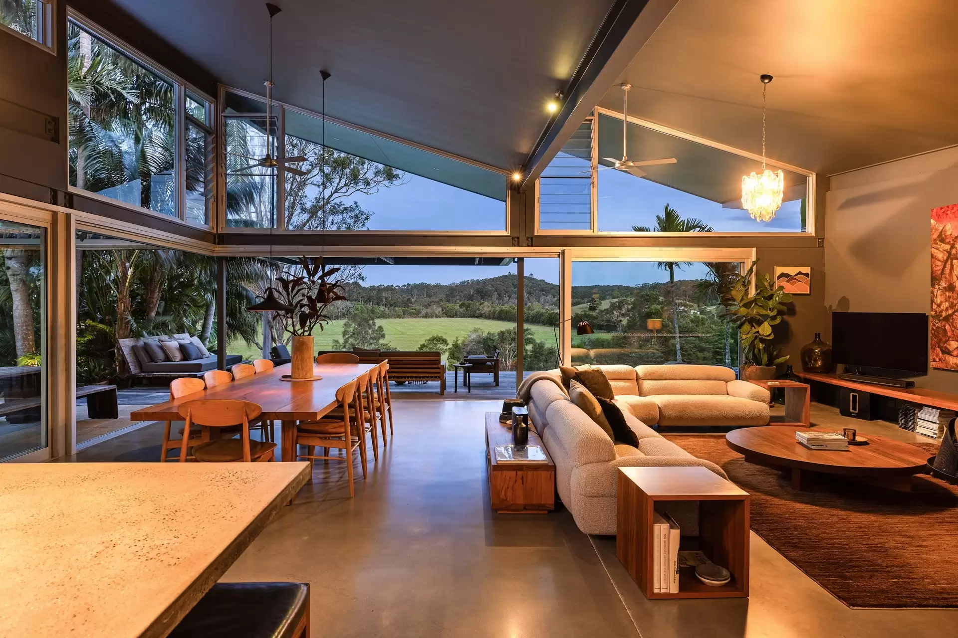 65 Armstrong Lane, Broken Head For Sale by Byron Bay Sotheby's International Realty - image 1