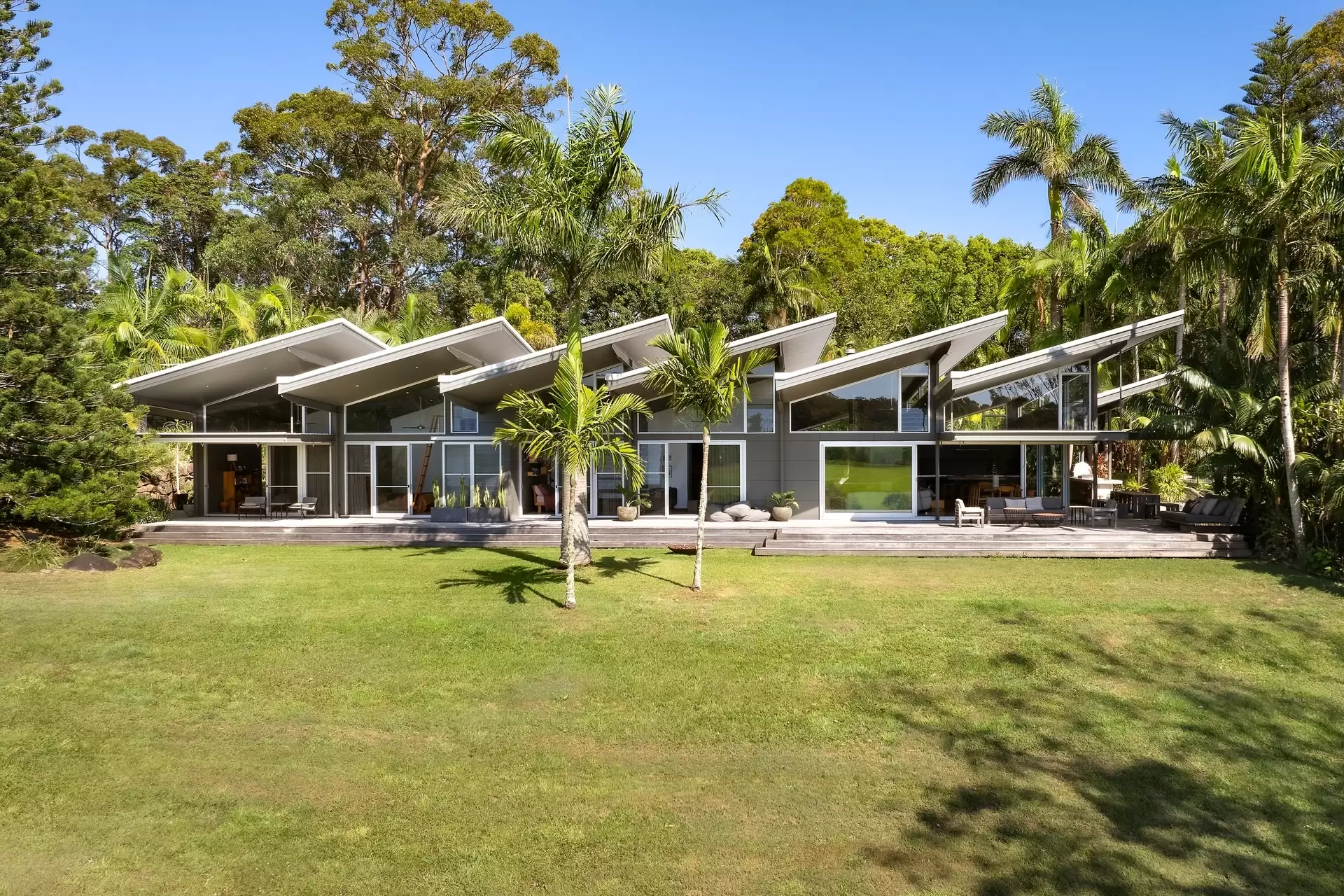 65 Armstrong Lane, Broken Head For Sale by Byron Bay Sotheby's International Realty - image 1