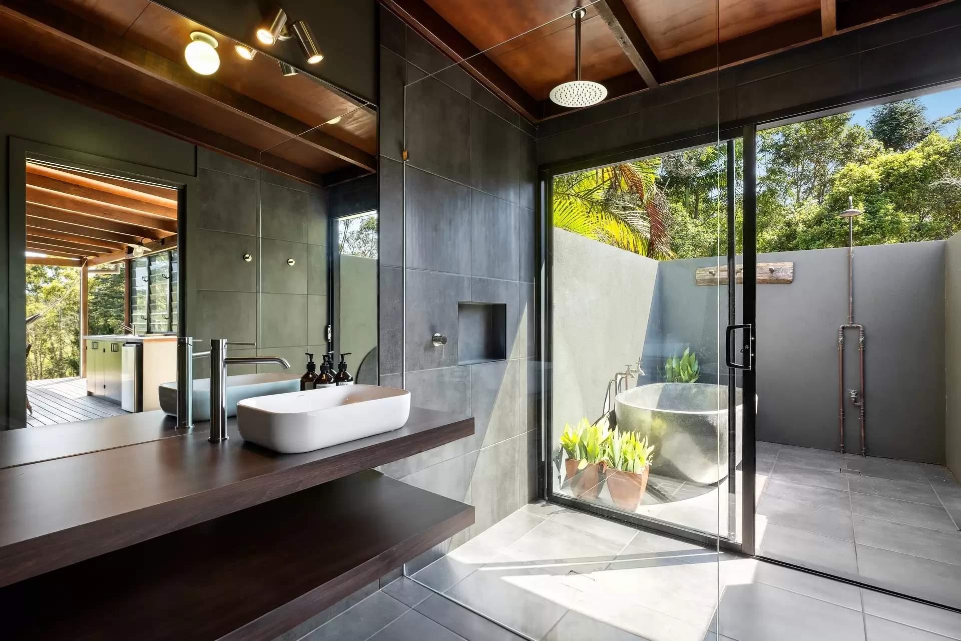 65 Armstrong Lane, Broken Head For Sale by Byron Bay Sotheby's International Realty - image 1