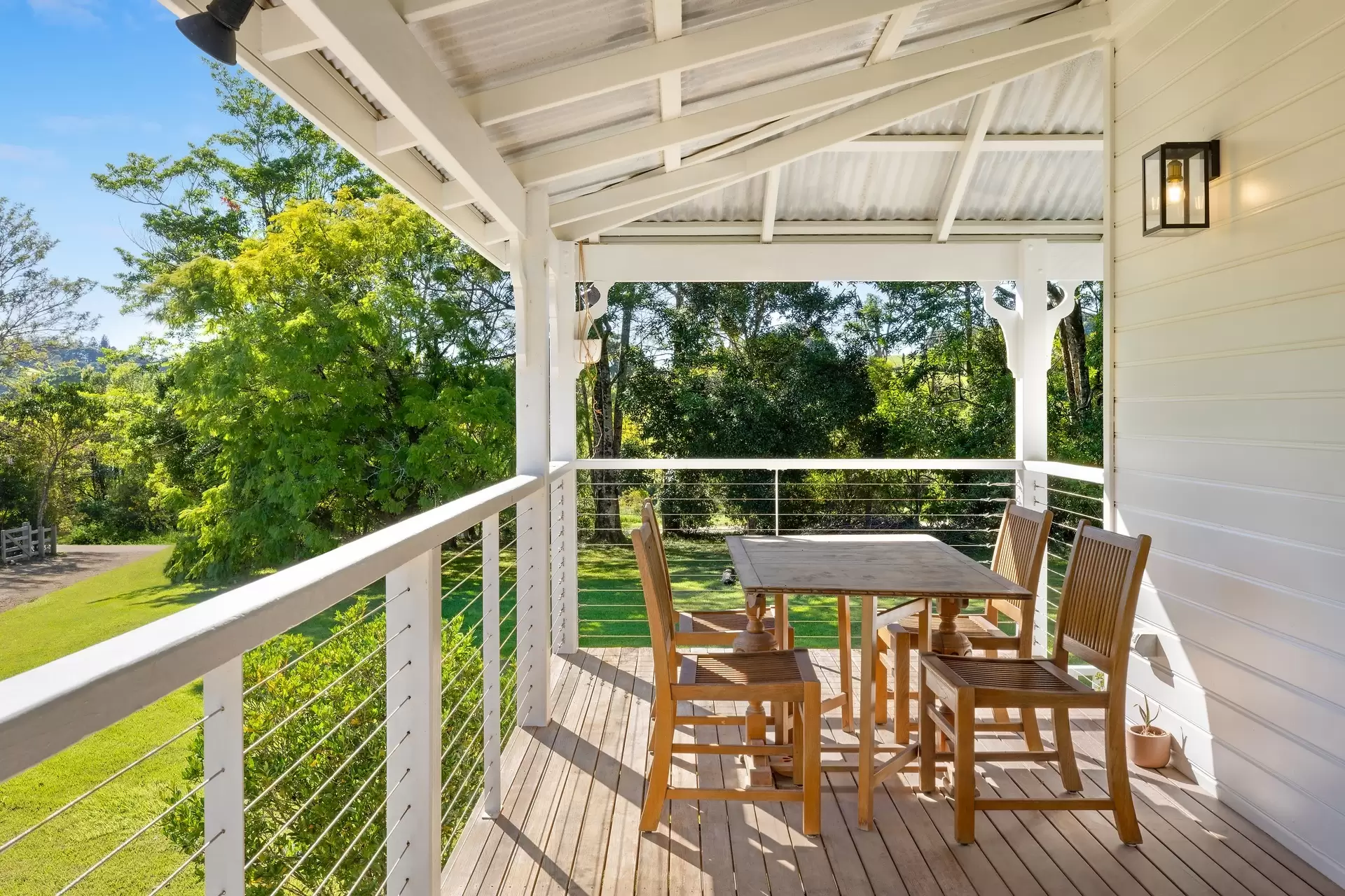 10 Byron Creek Road, Coopers Shoot Sold by Byron Bay Sotheby's International Realty - image 1