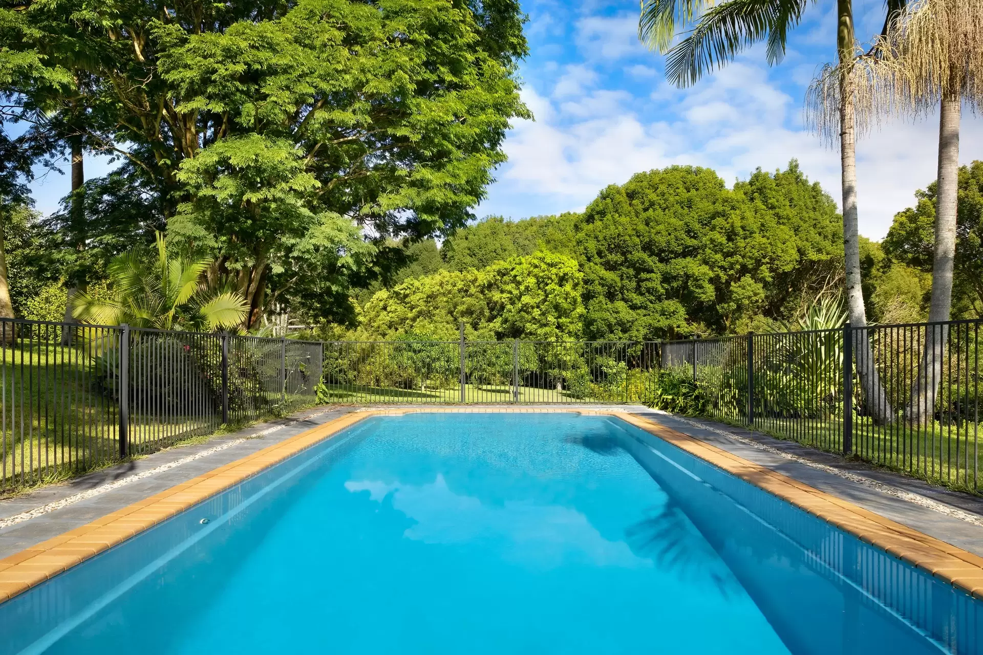 10 Byron Creek Road, Coopers Shoot Sold by Byron Bay Sotheby's International Realty - image 1