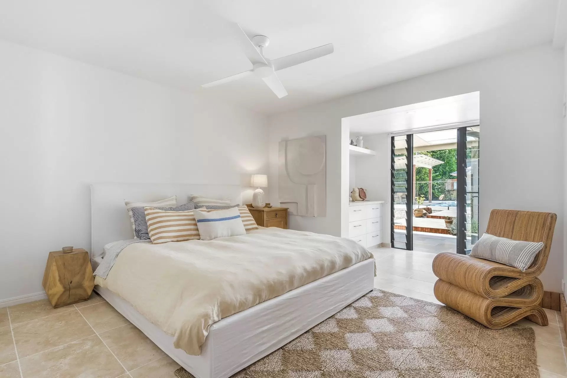 10 Roses Road, Federal Sold by Byron Bay Sotheby's International Realty - image 1