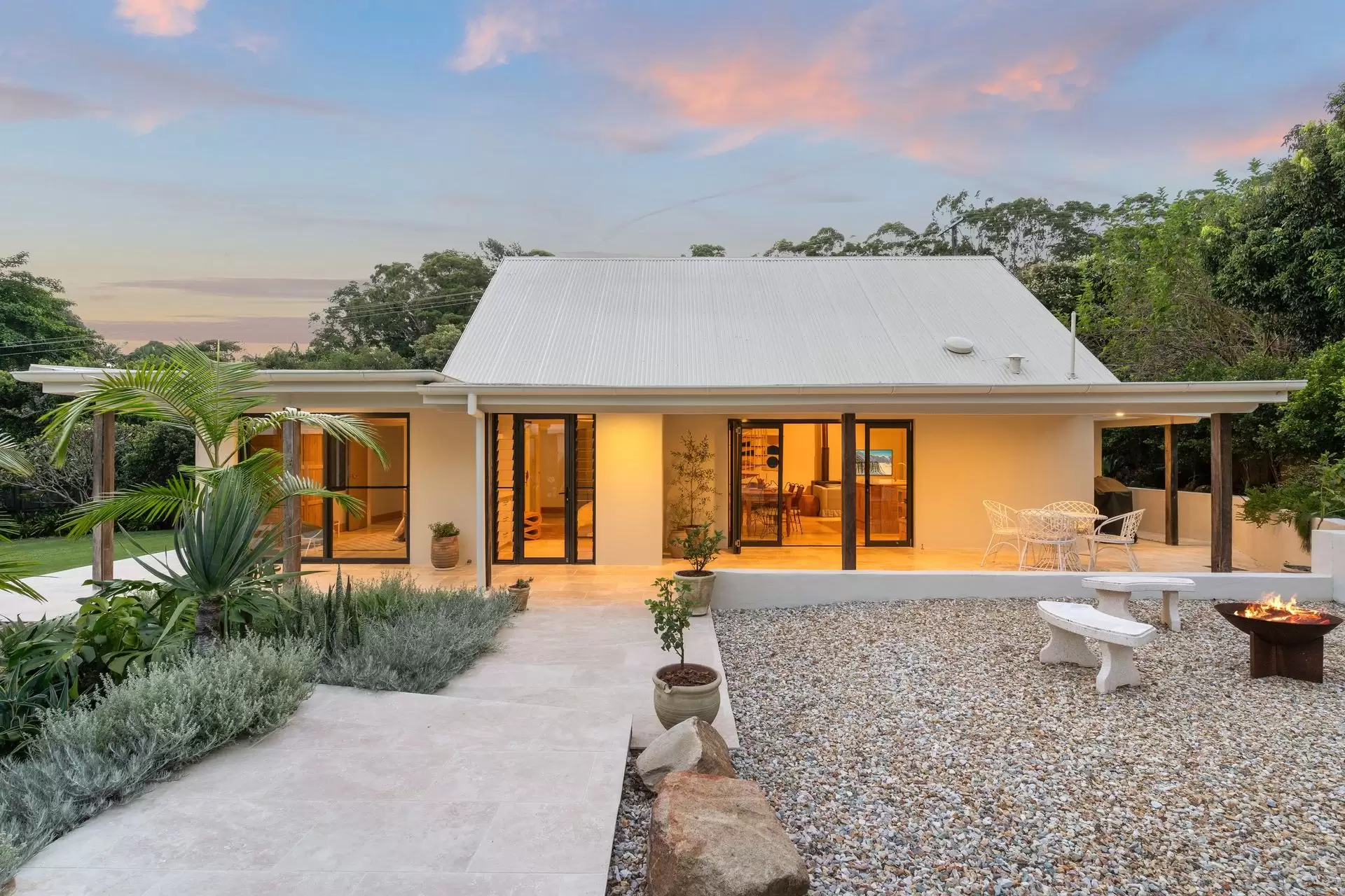 10 Roses Road, Federal Sold by Byron Bay Sotheby's International Realty - image 1