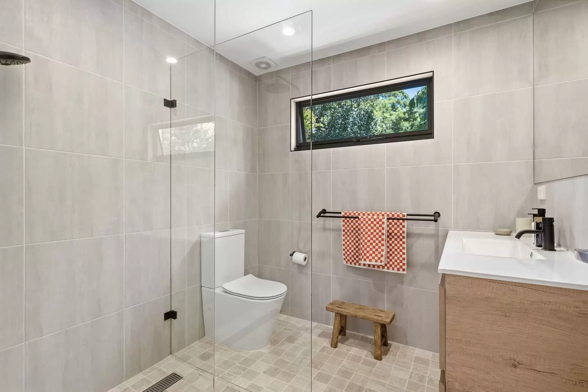 10 Roses Road, Federal Sold by Byron Bay Sotheby's International Realty - image 1