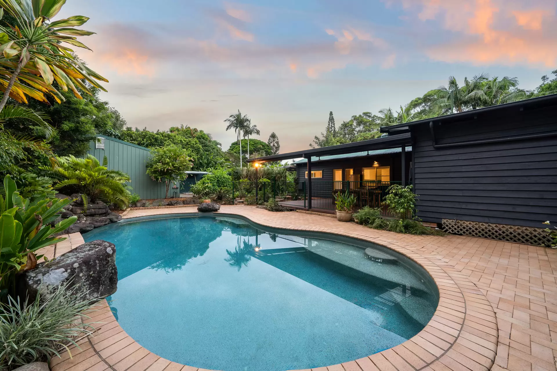 17 Avocado Crescent, Ewingsdale Sold by Byron Bay Sotheby's International Realty - image 1