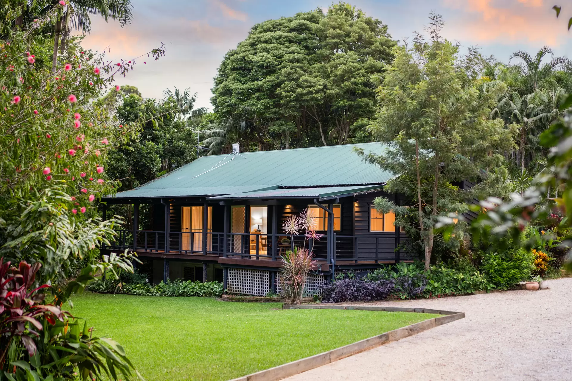 17 Avocado Crescent, Ewingsdale Sold by Byron Bay Sotheby's International Realty - image 1