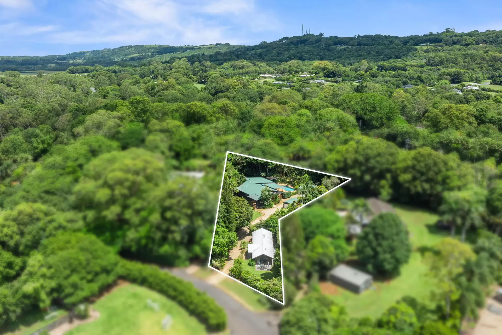 17 Avocado Crescent, Ewingsdale Sold by Byron Bay Sotheby's International Realty - image 1