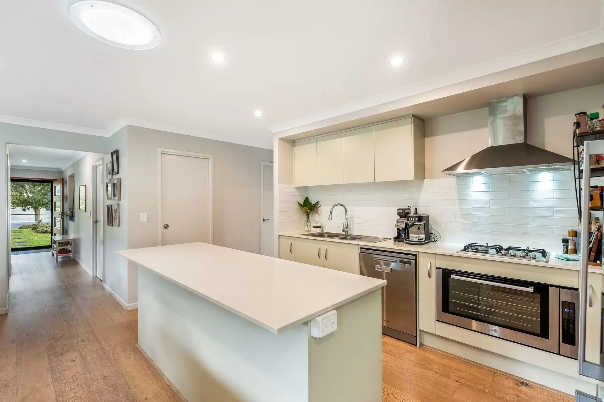 46 Corella Crescent, Mullumbimby Sold by Byron Bay Sotheby's International Realty - image 1
