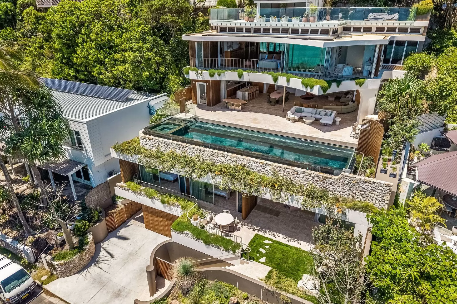 27 Marine Parade, Byron Bay For Sale by Byron Bay Sotheby's International Realty - image 1