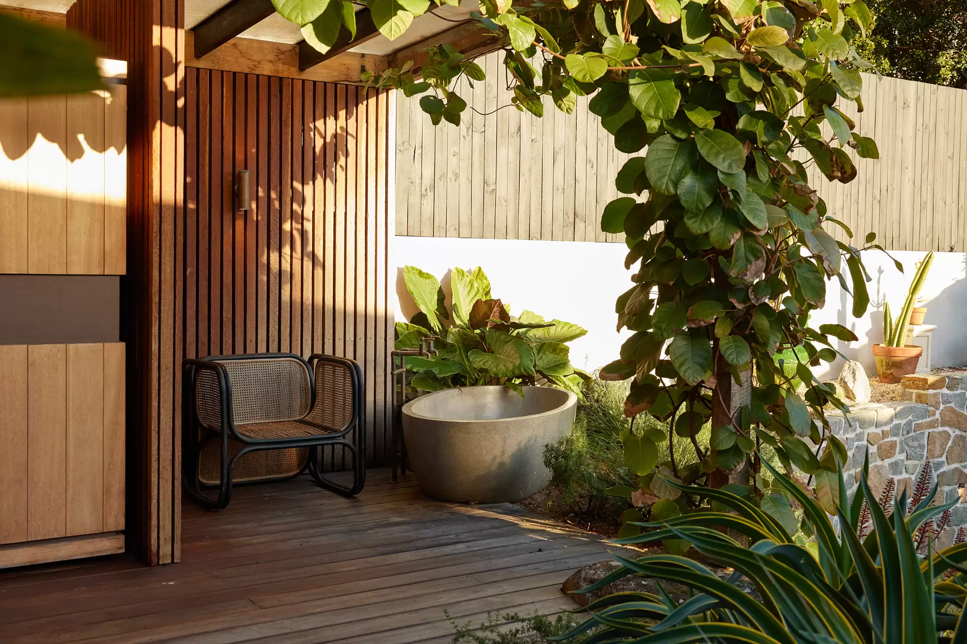 64 Shelley Drive, Byron Bay Sold by Byron Bay Sotheby's International Realty - image 1