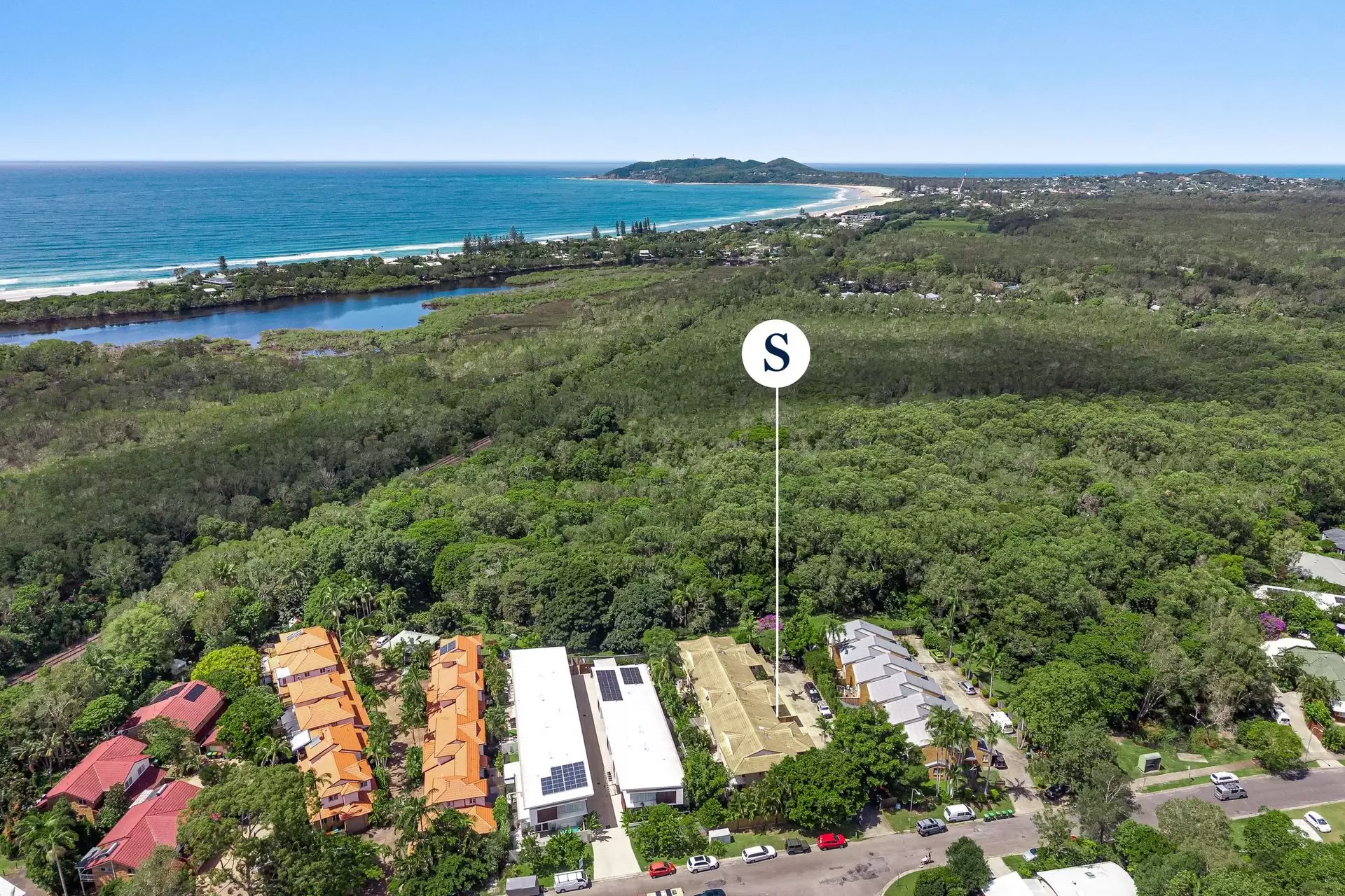 3/49 Belongil Crescent, Byron Bay Sold by Byron Bay Sotheby's International Realty - image 1