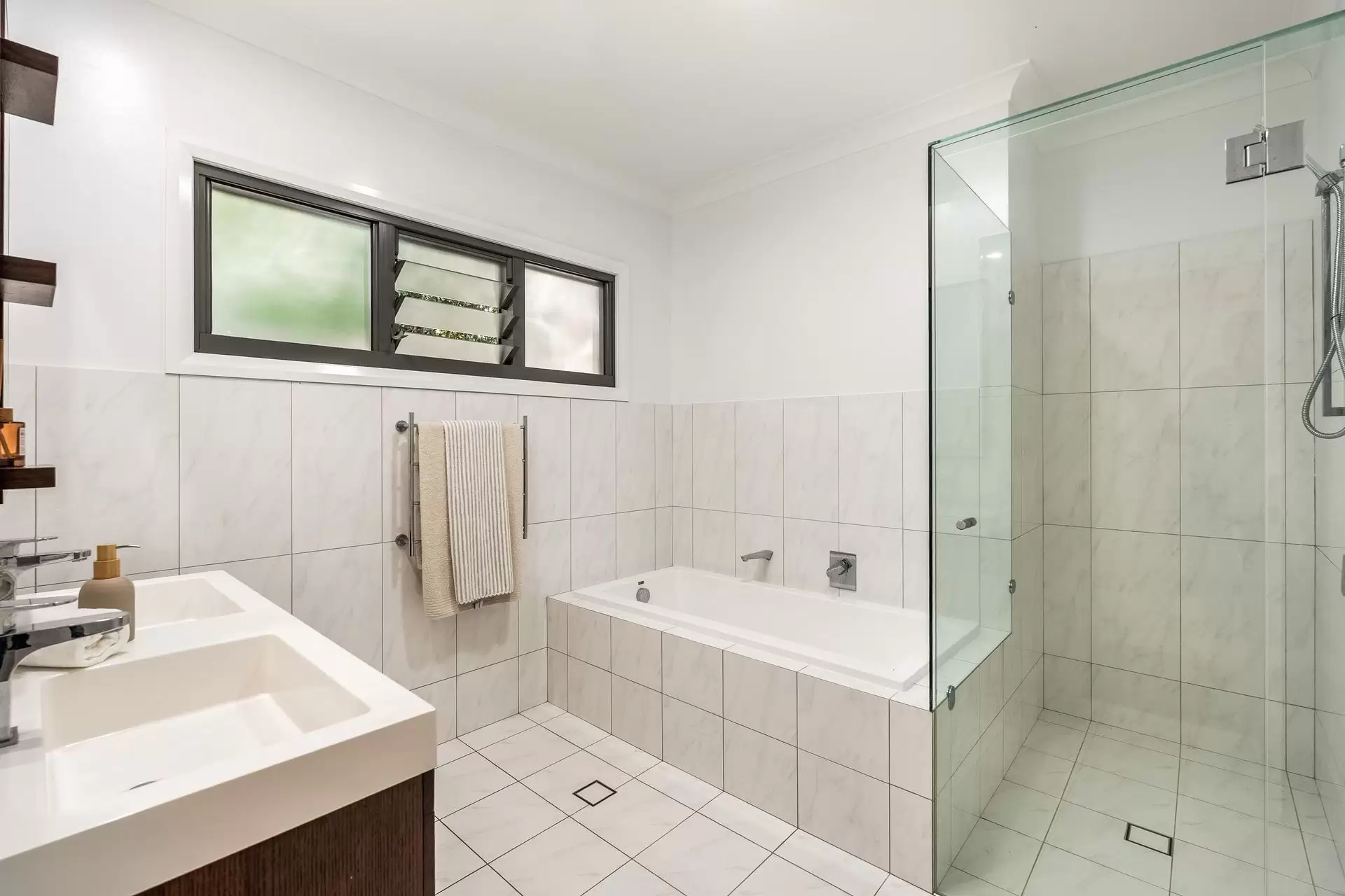 2/10 Warrawee Drive, Lennox Head Sold by Byron Bay Sotheby's International Realty - image 1