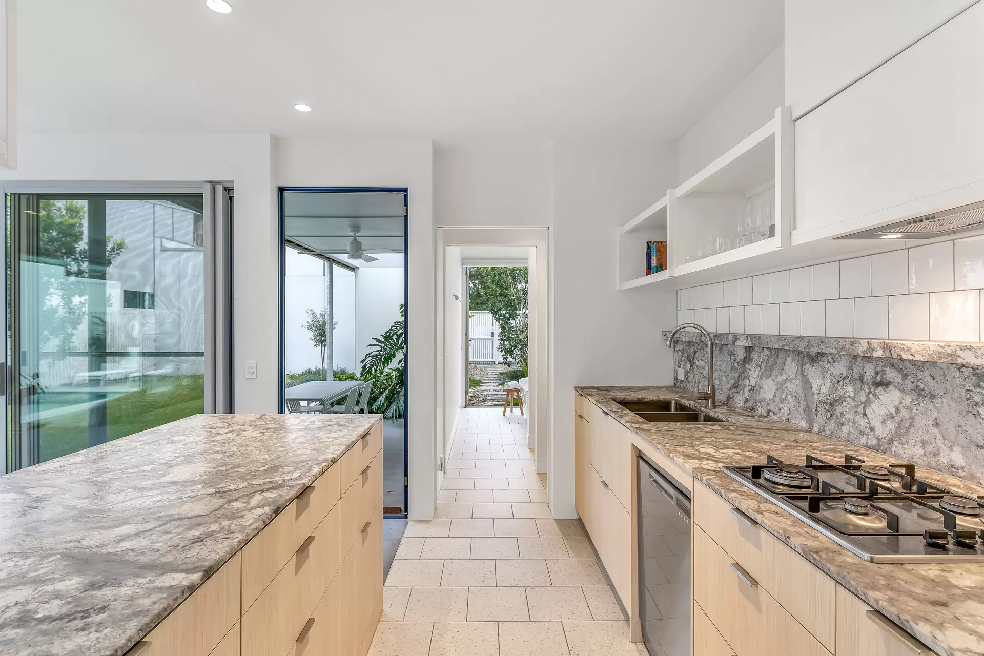42 Bayshore Drive, Byron Bay Sold by Byron Bay Sotheby's International Realty - image 1